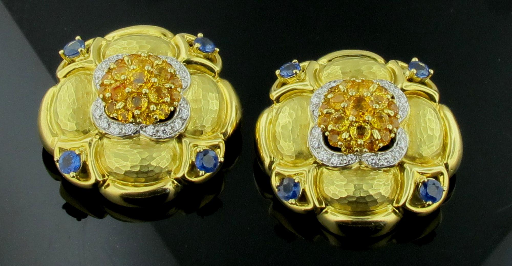 Natural Blue and Yellow Sapphire Earrings Set in 18 Karat Hammered Yellow Gold For Sale 2
