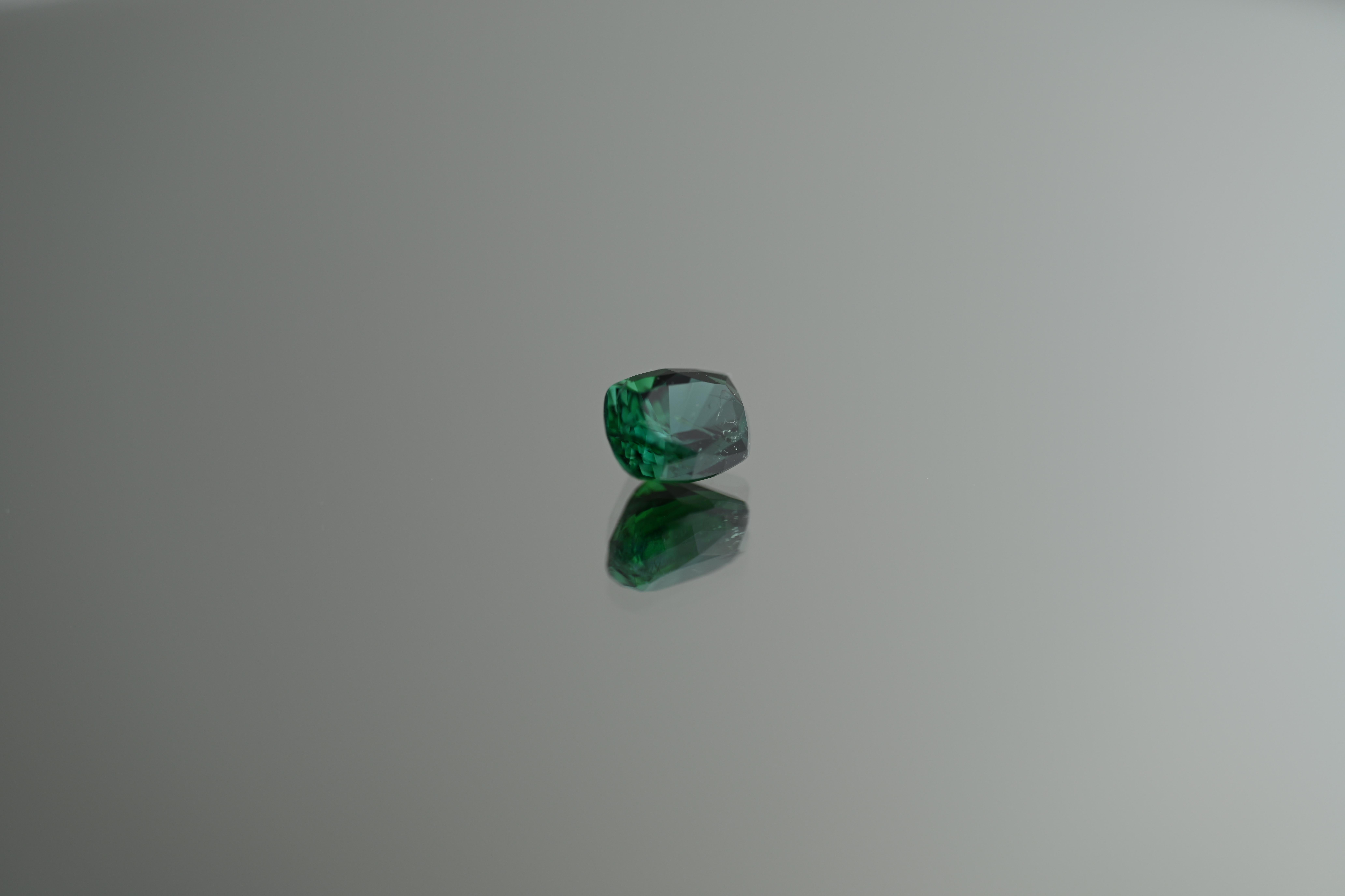 Turmalina Paraiba brasileña verde azulada natural/ 1,33 quilates / Informe GIA en venta 2