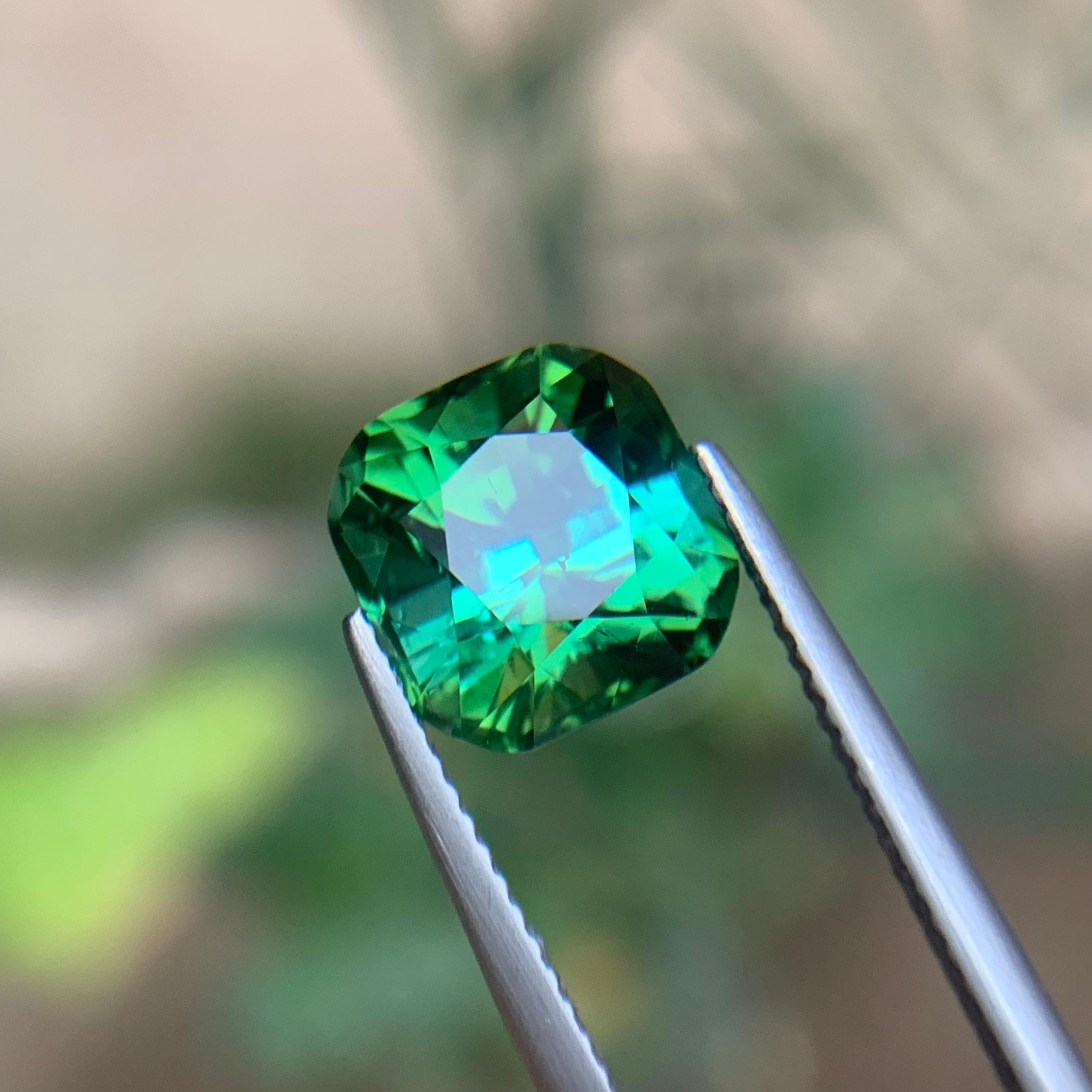 Gema suelta de turmalina verde natural azulada de 4,75 qt, talla cojín, para anillo en venta 1