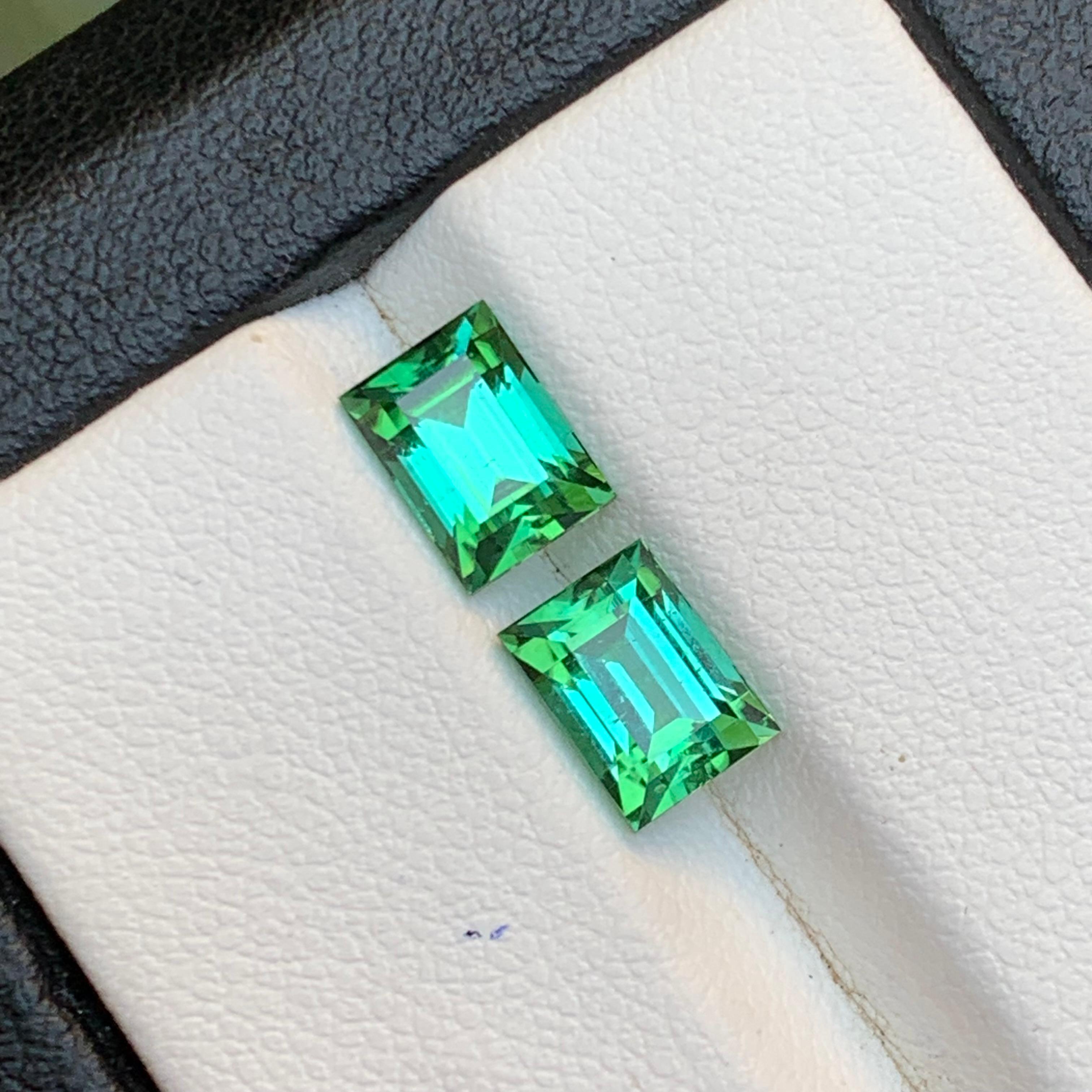 Paire de pierres précieuses en vrac Greene Greene Greene Greene & Greene Naturelle 3.10Ct Baguette Cut Tourmaline en vente 4