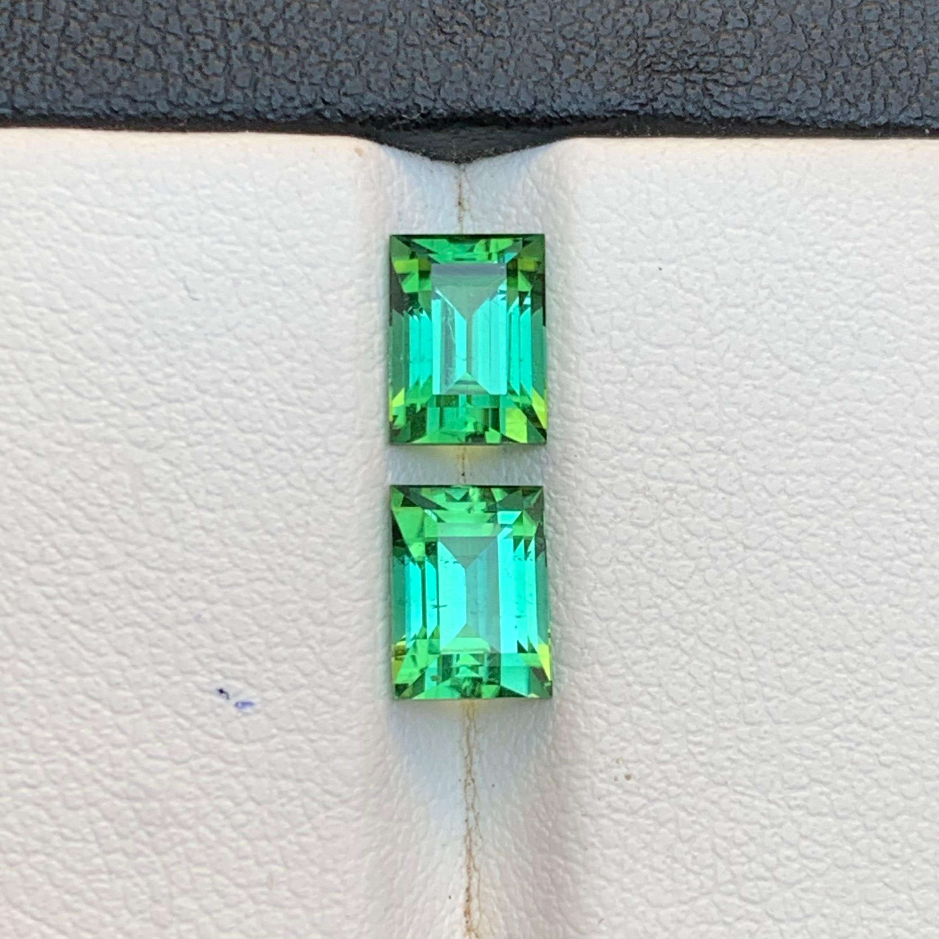 Paire de pierres précieuses en vrac Greene Greene Greene Greene & Greene Naturelle 3.10Ct Baguette Cut Tourmaline en vente 7