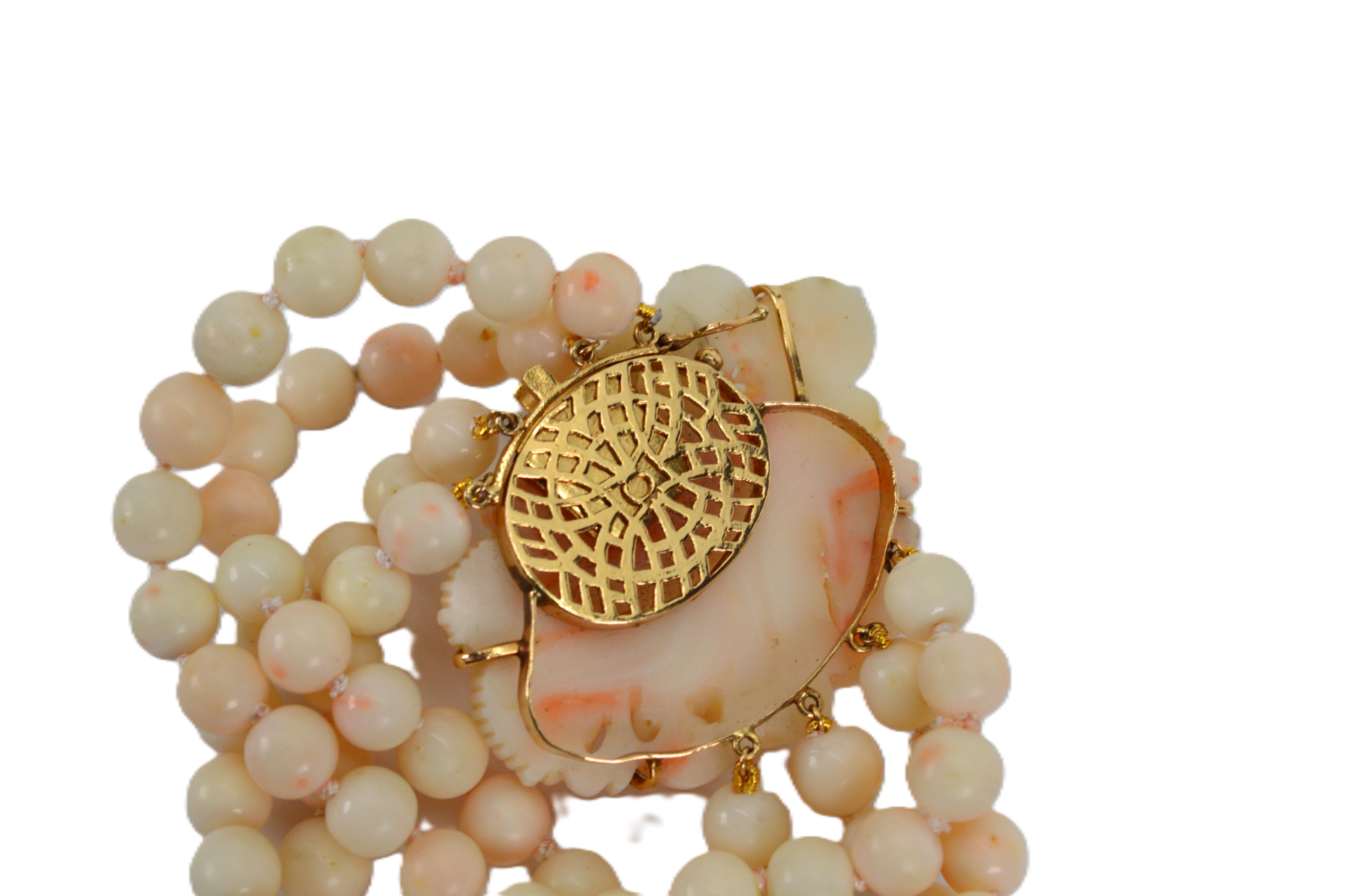 Natural Blush Coral Bead Bracelet w Carved Rose Bud 14 Karat Yellow Gold Clasp For Sale 1