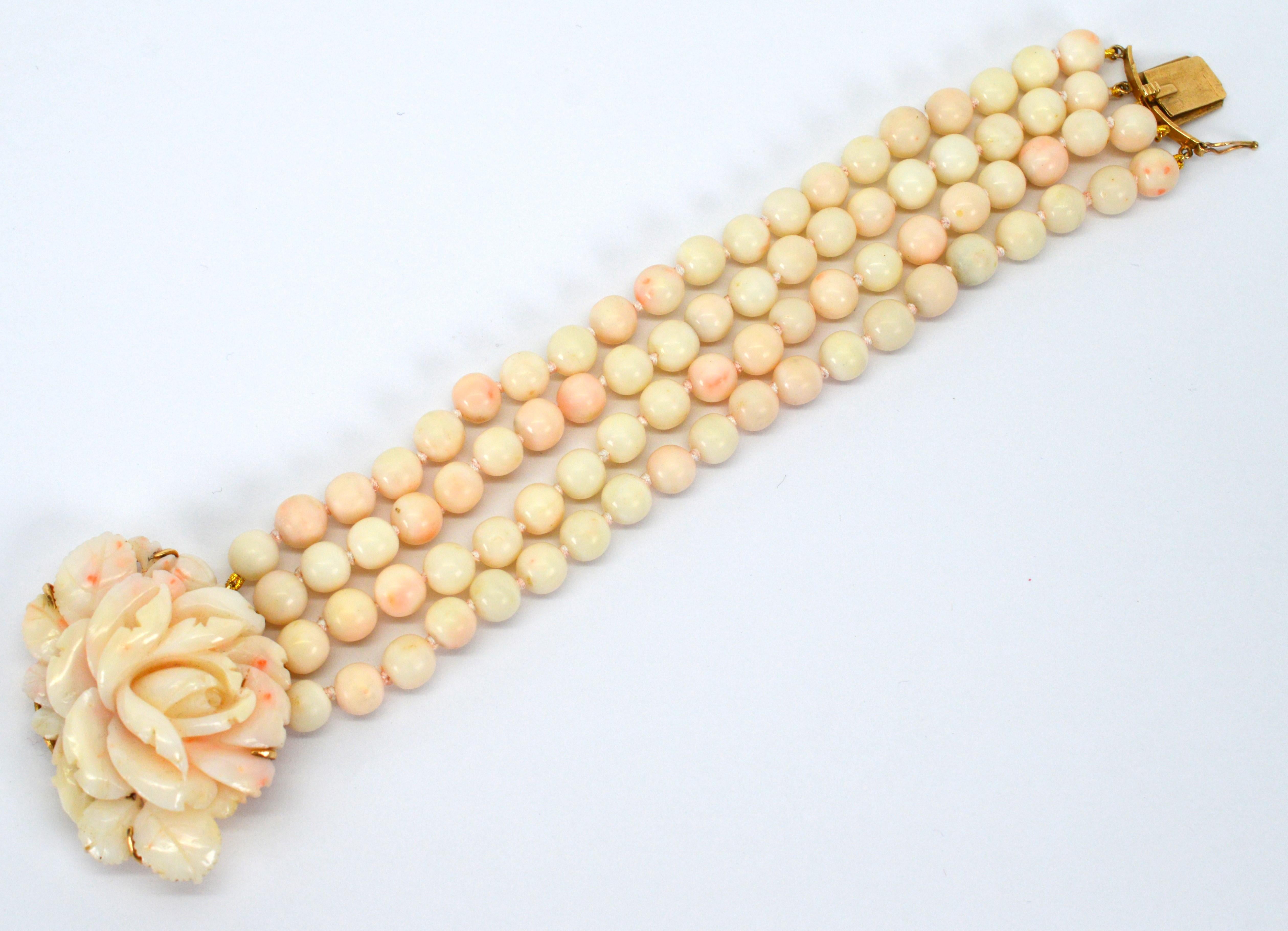 Natural Blush Coral Bead Bracelet w Carved Rose Bud 14 Karat Yellow Gold Clasp For Sale 2