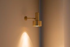 Applique murale contemporaine et moderne en laiton naturel fabriquée à la main en Italie par 247lab