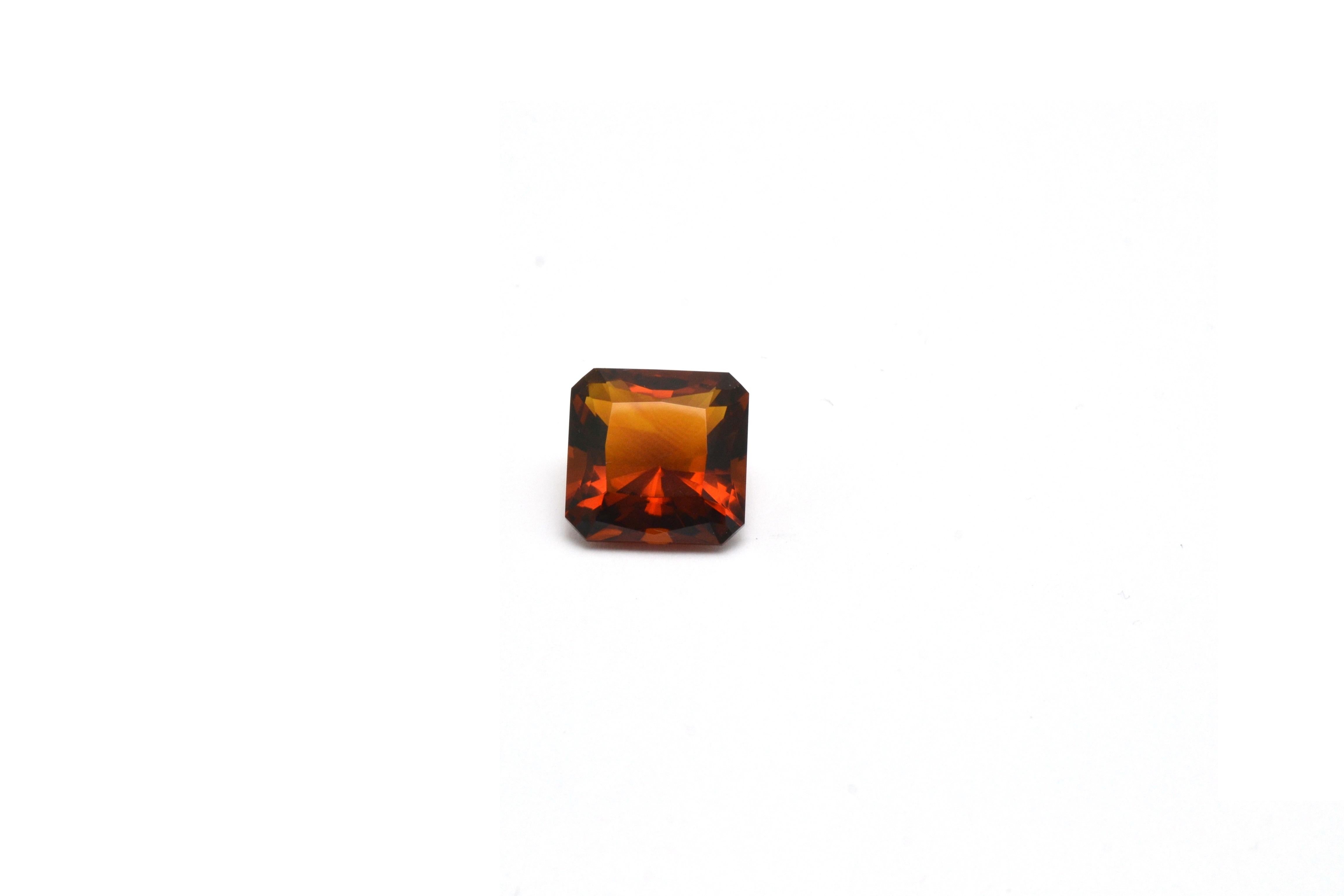 Taille octogone Gem libre brésilien taille octogonale de 11,35 carats de quartz citrine en vente