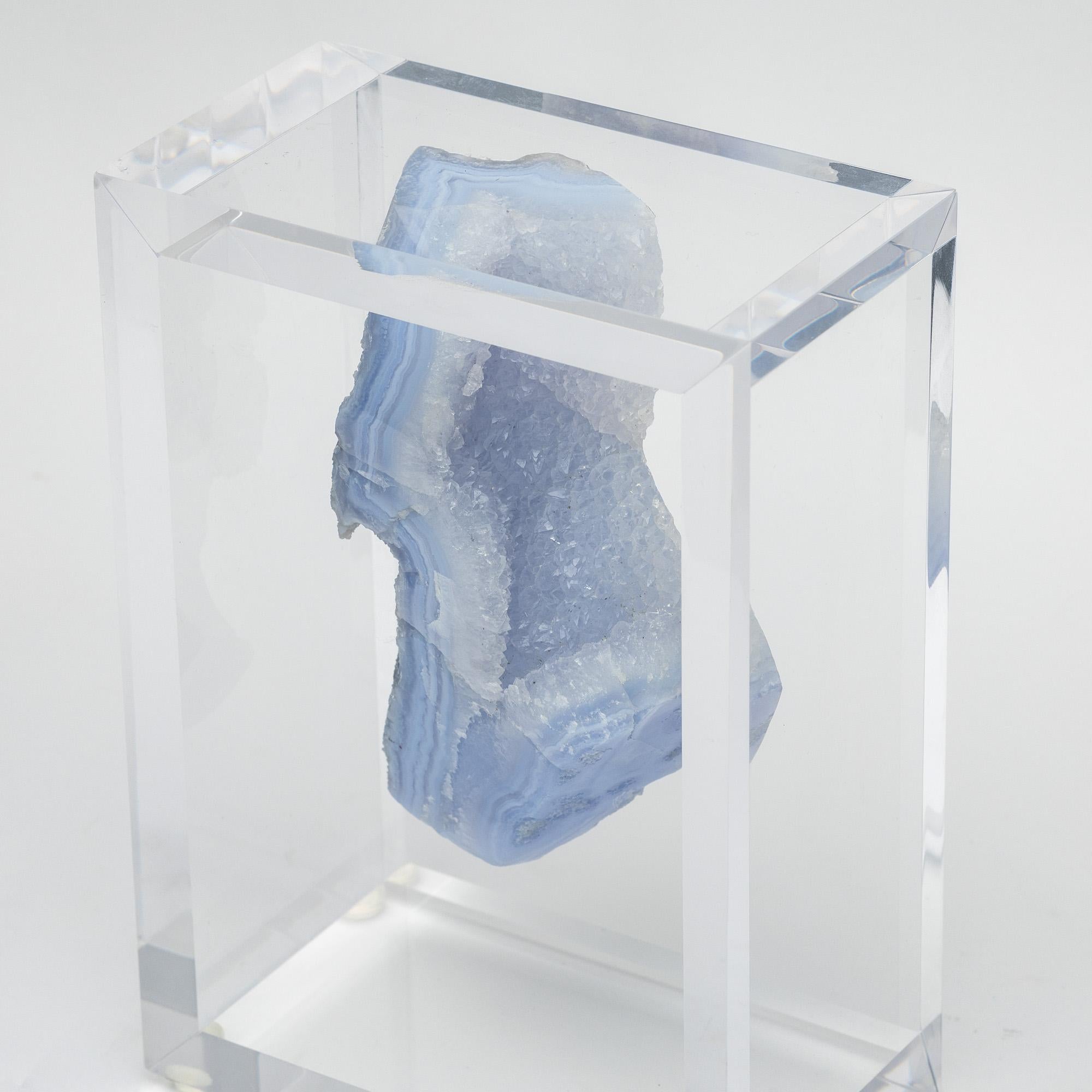 Organic Modern Natural Brazilian Agate specimen mounted in original design acrylic base For Sale