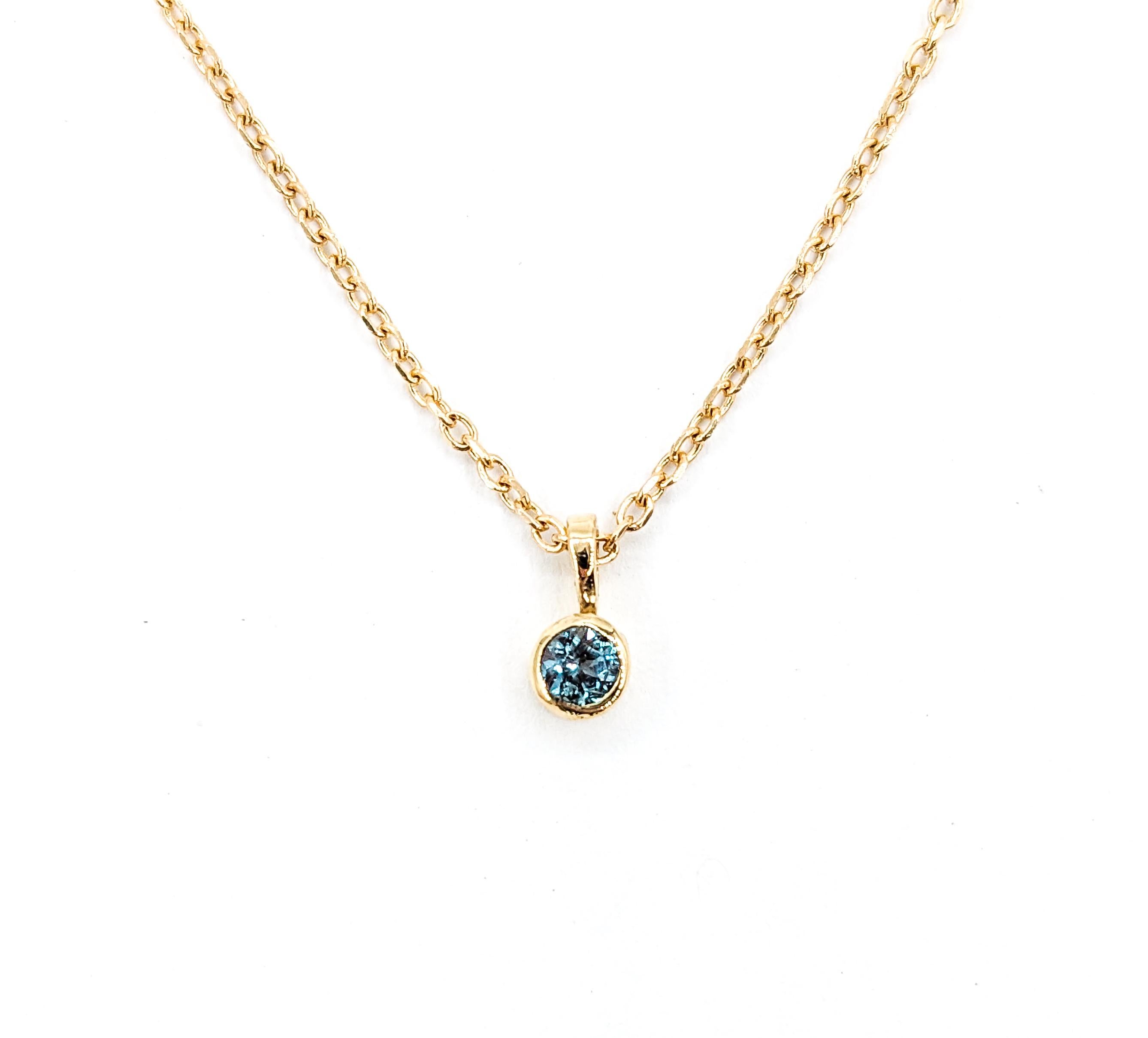 Natürlicher brasilianischer Alexandrit-Anhänger mit Kette aus Gelbgold 3