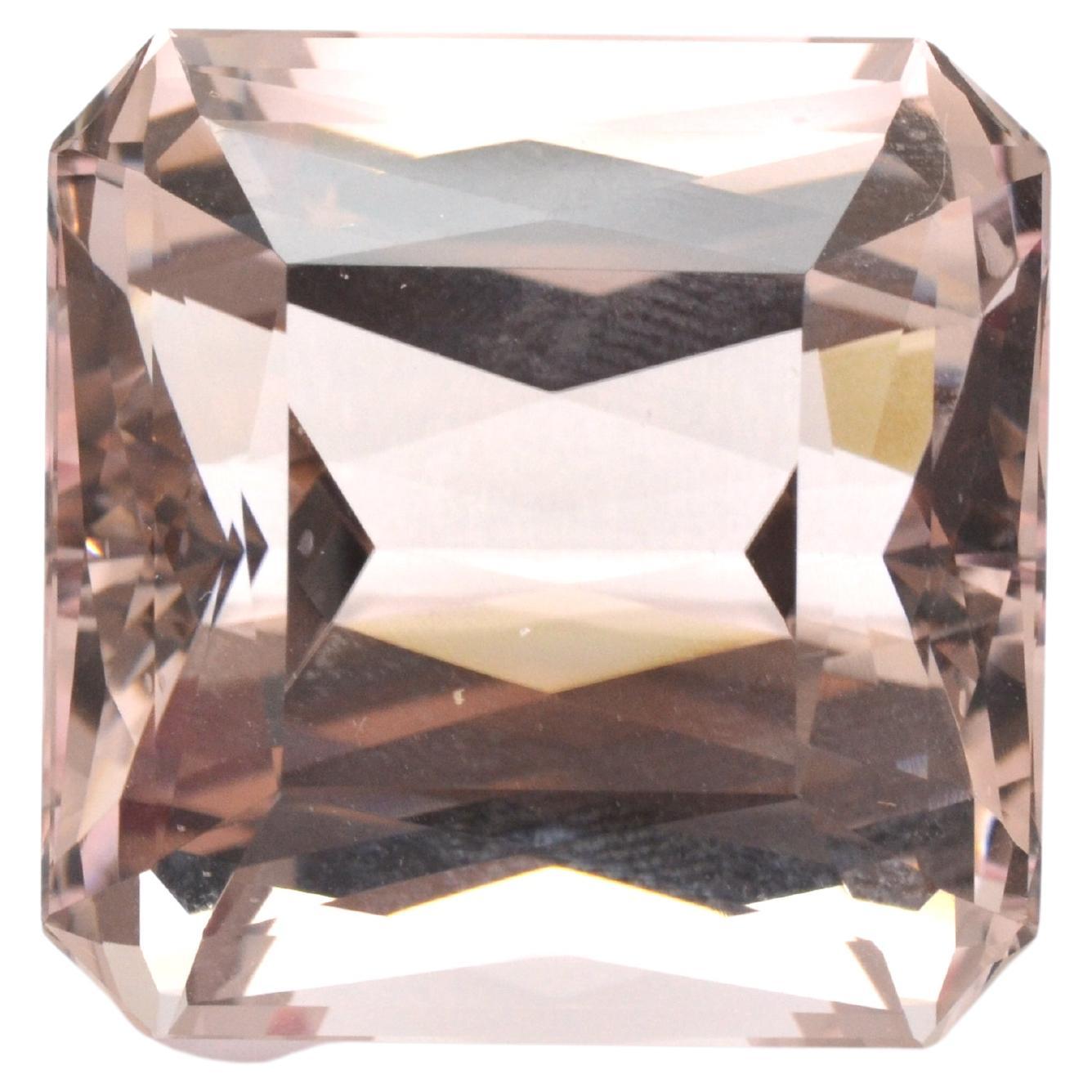 Morganite brésilienne naturelle de 60,29 carats, taille octogonale