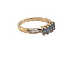 Natural Brazillian Alexandrite 0.50 Carat & Mesmerizing Diamond Ring