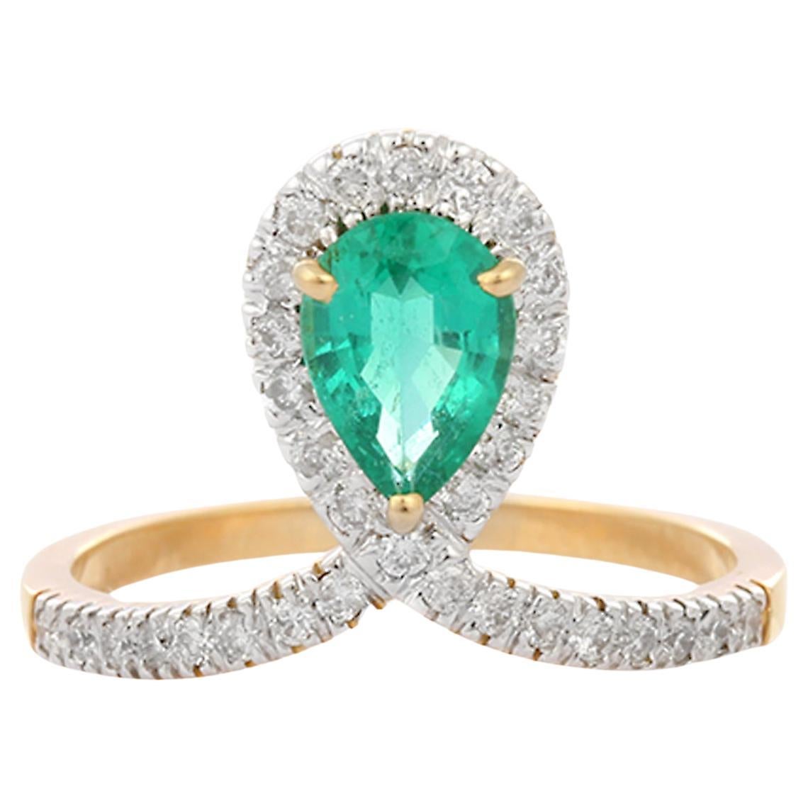 For Sale:  0.92 ct Brilliant Pear Cut Emerald and Diamond Loop Ring in 18K Yellow Gold