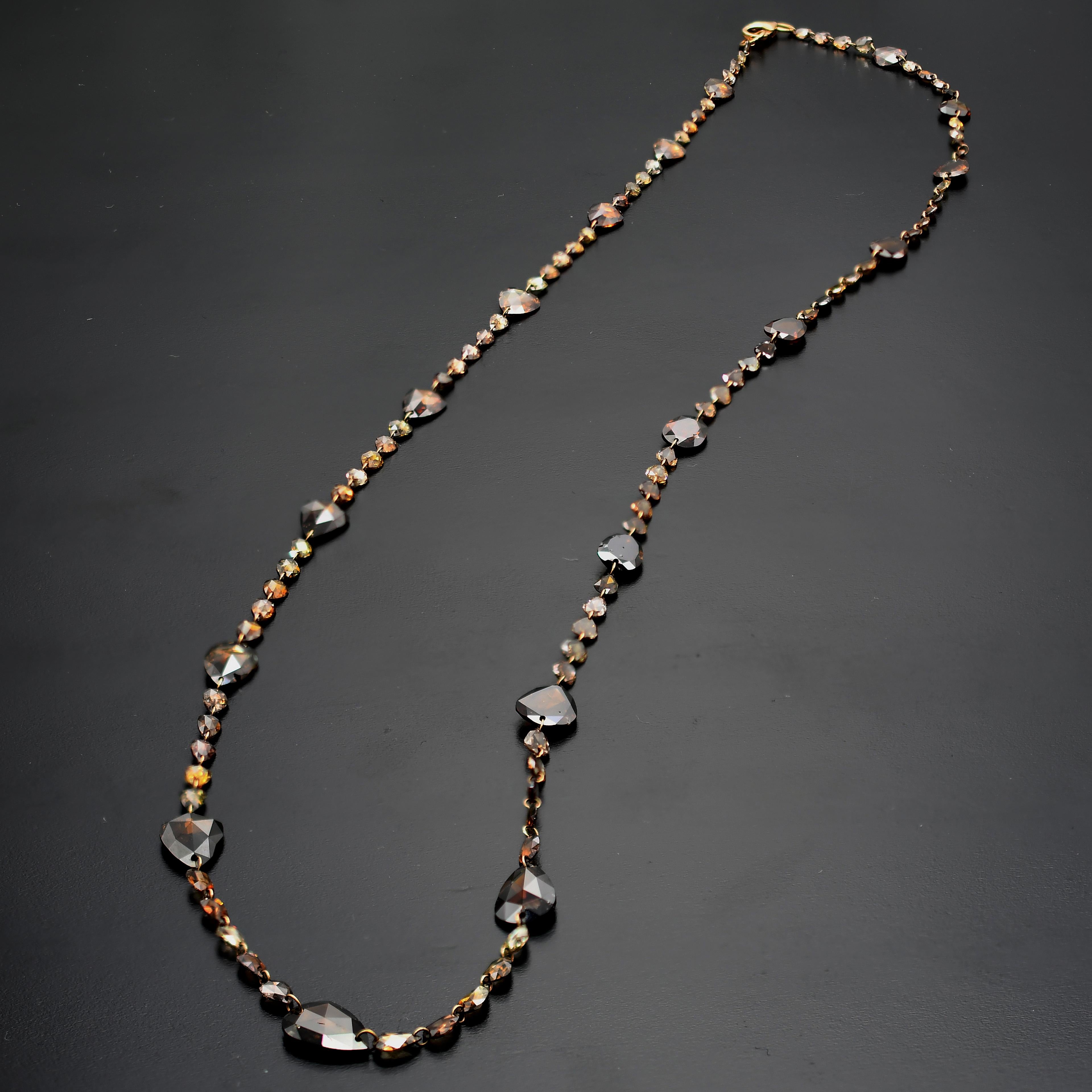 Natural Brown Rose Cut Pear Shape Diamond Chain Necklace in 18 Karat Gold In New Condition For Sale In Hong Kong, HK