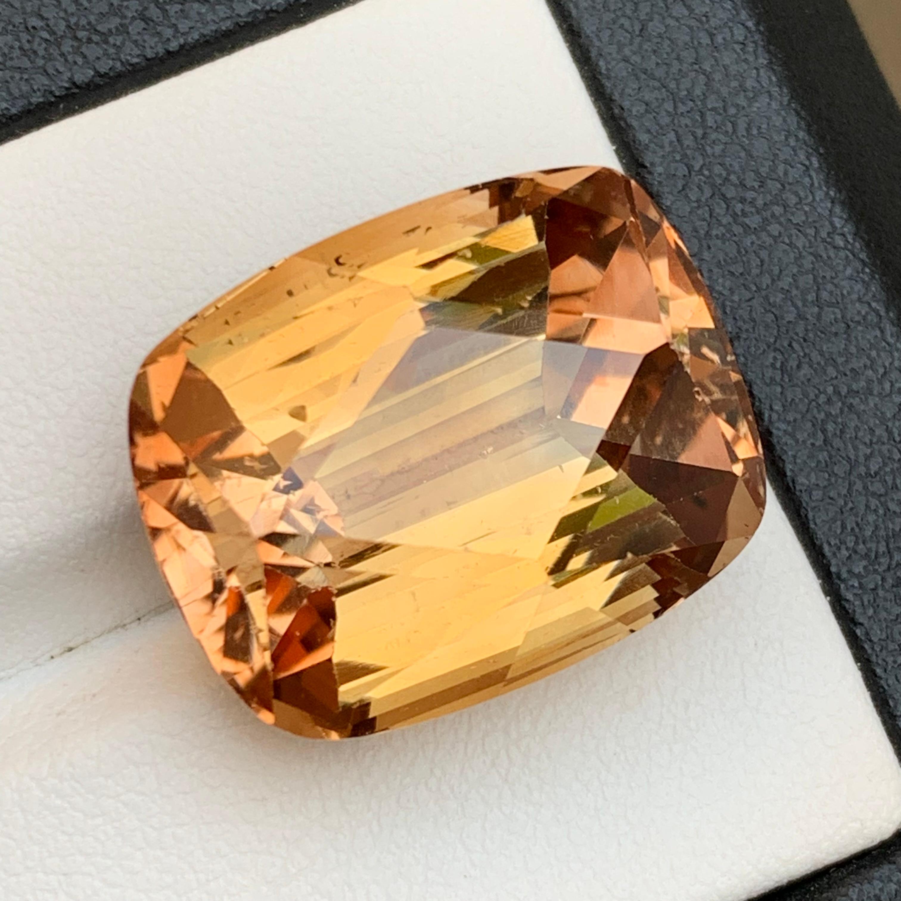 Topacio Marrón Natural Gema Suelta para Collar Colgante, Pulsera o cualquier otro Engaste de Joyería ¡¡¡Antigua talla cojín procedente de Skardu, Pakistán!!!

💎 TIPO DE PIEDRA PRECIOSA: Topacio
⚖️ PESO: 39,95 Quilates
FORMA Y TALLADO: Corte cojín