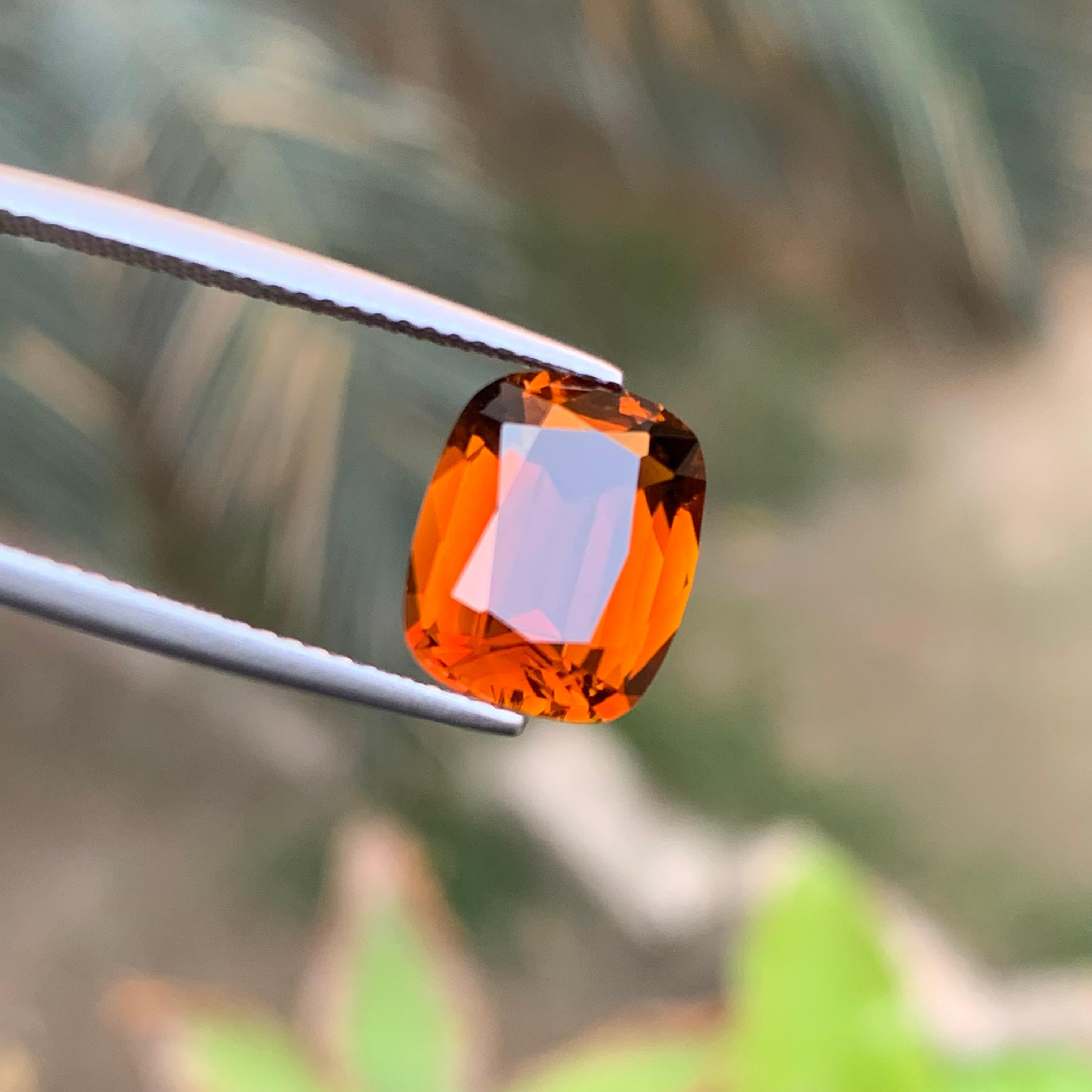 Femenino o masculino Turmalina marrón natural de 3,91 quilates talla cojín Piedra suelta para joyería Anillo en venta