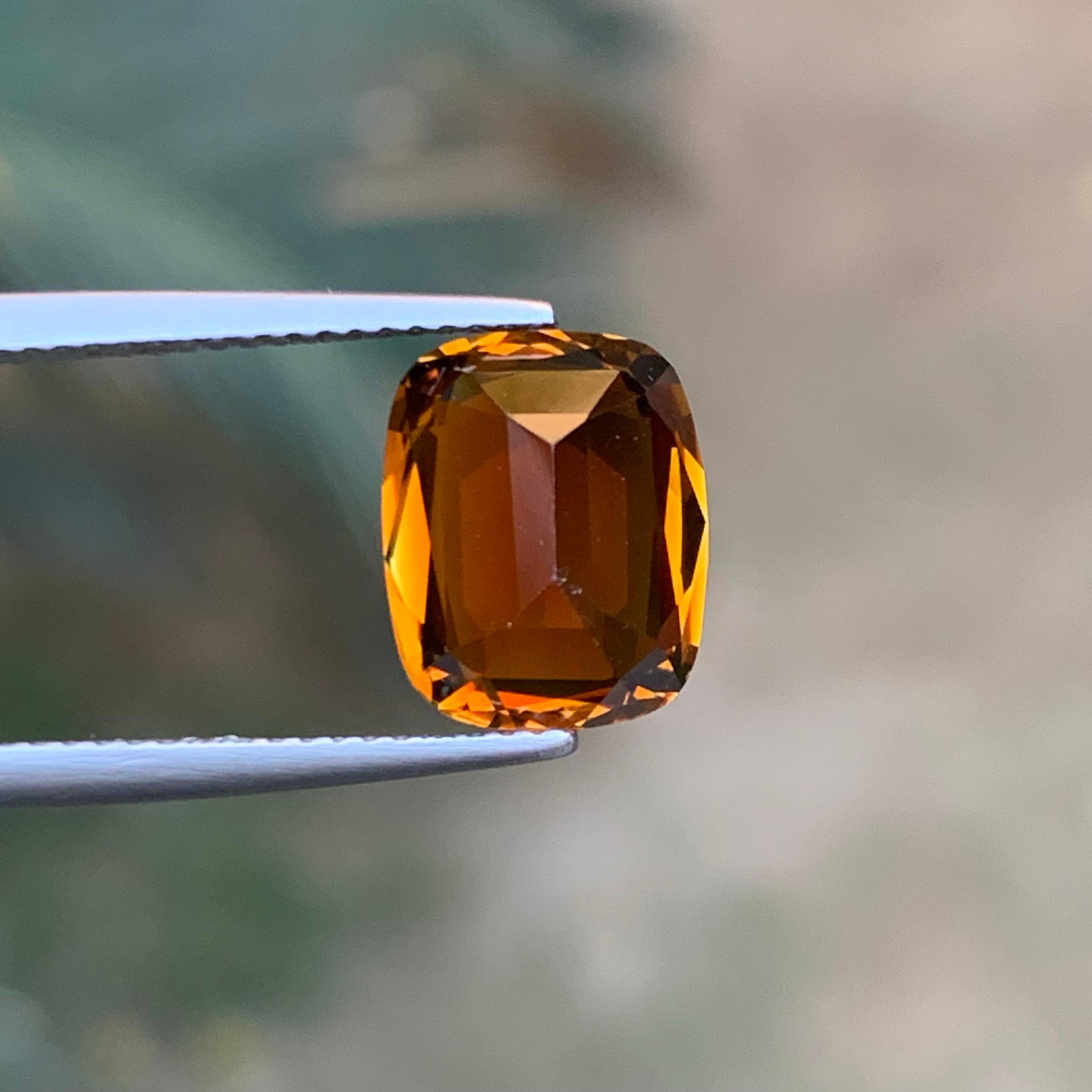 Turmalina marrón natural de 3,91 quilates talla cojín Piedra suelta para joyería Anillo en venta 1