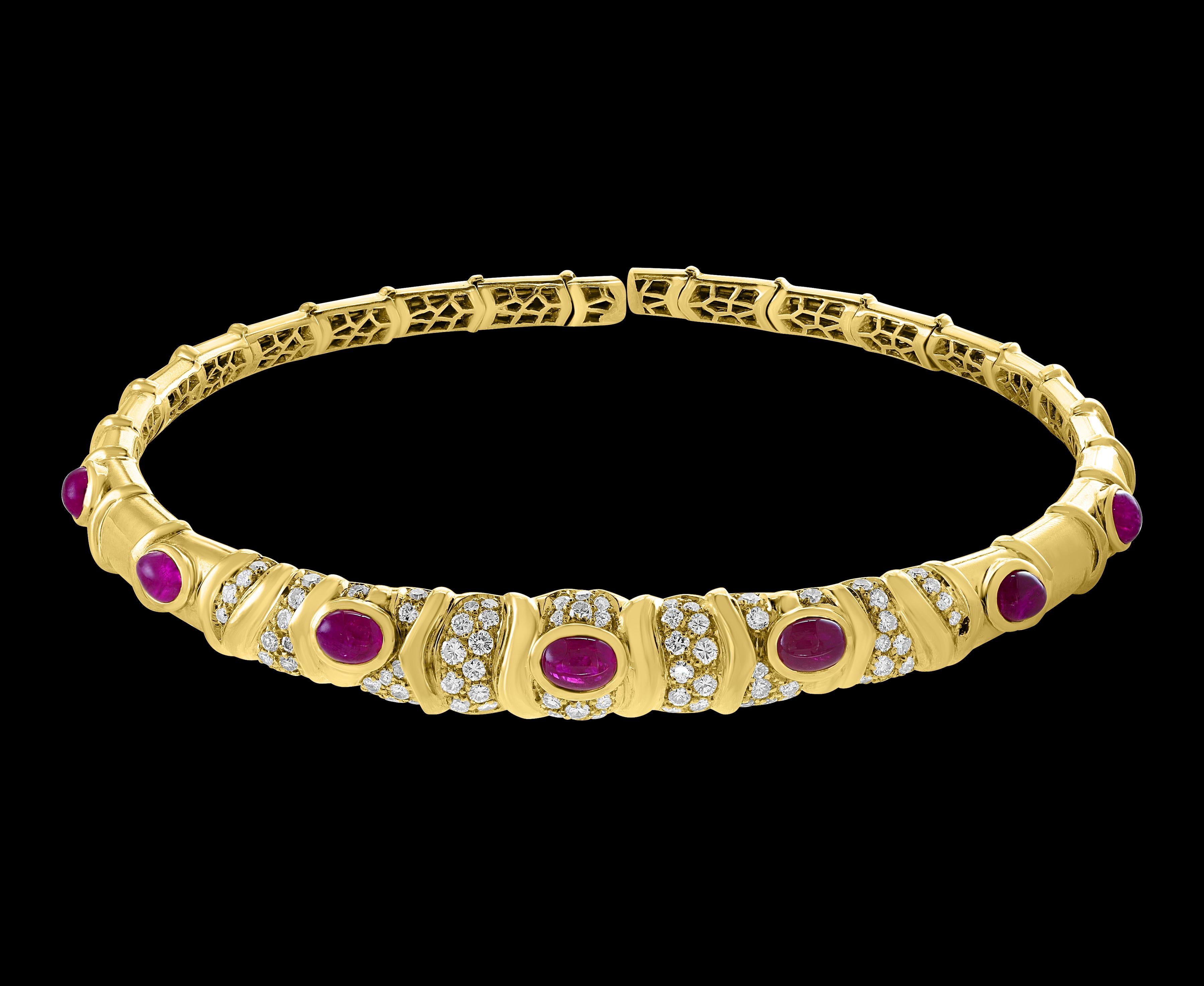Natural Burma Cabochon Ruby and Diamond Necklace  Set 18 Karat Gold In Excellent Condition In New York, NY
