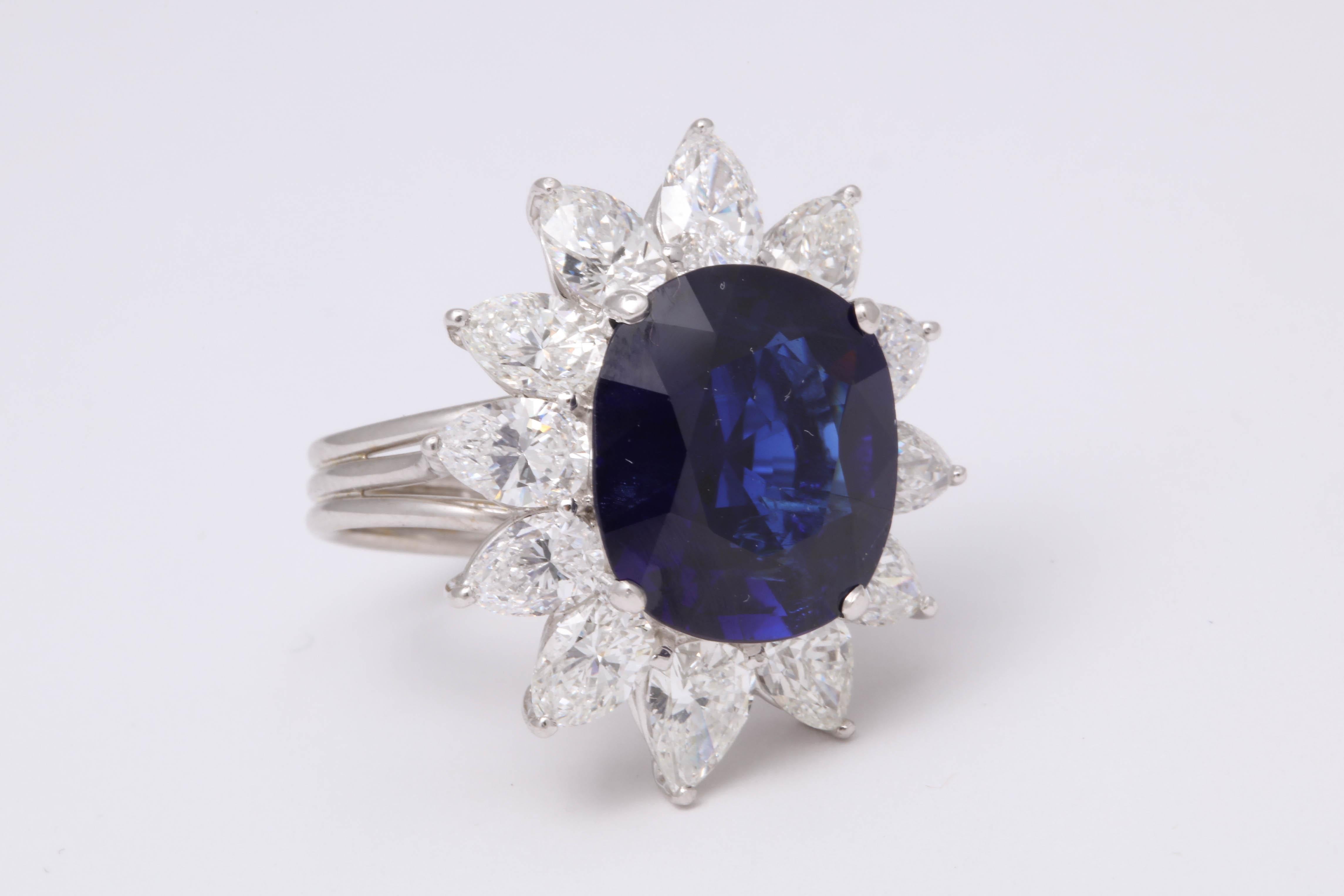 Natural Burma No Heat Blue Sapphire Ring In Good Condition In New York, NY