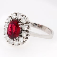 Natural Burma Red Spinel and Diamond Girda Ring