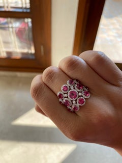 Natural Burma Spinel and Diamond Ring Set in 18 Karat Gold