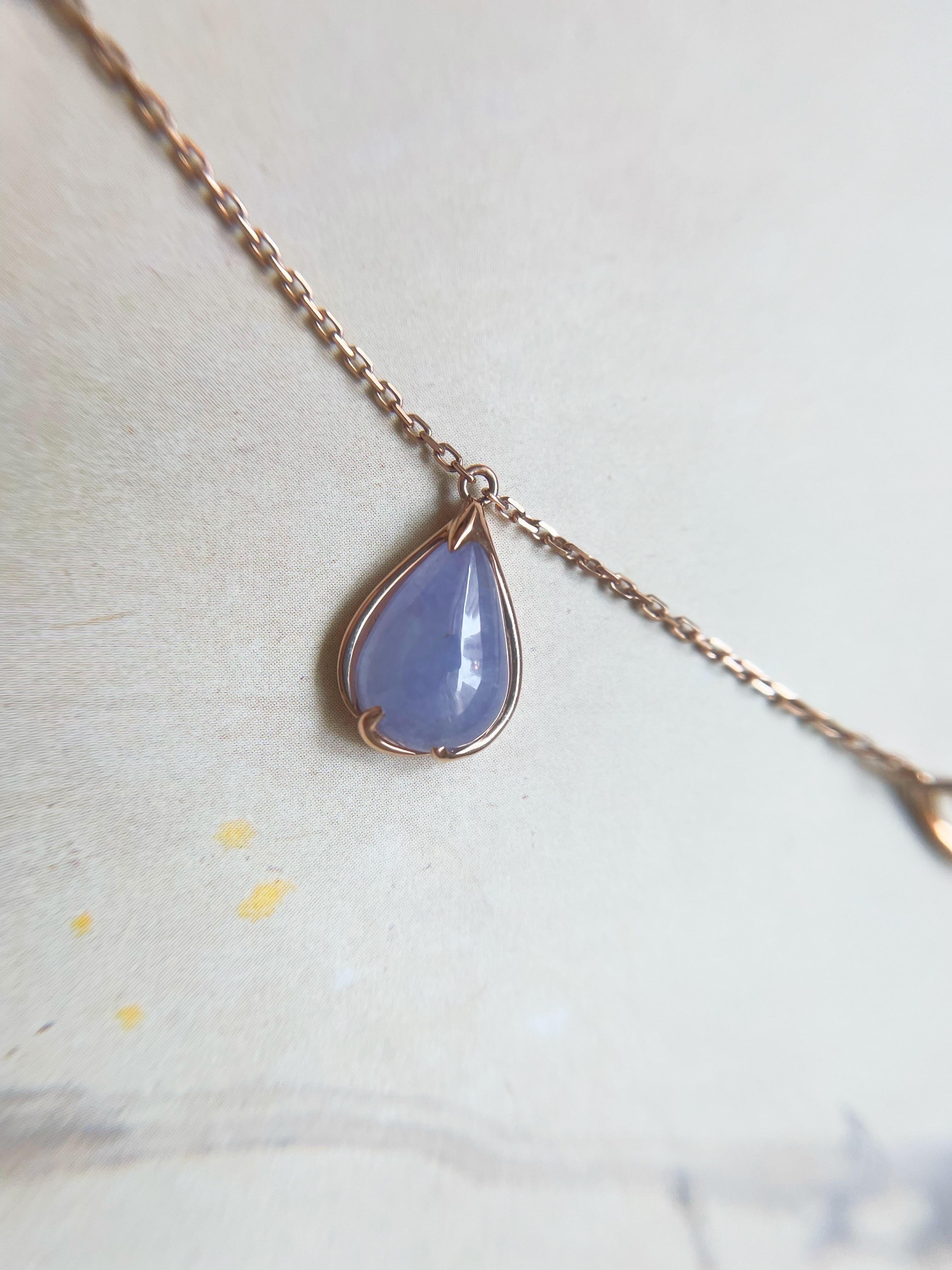 Art nouveau Bracelet de charme en jade lavande naturel de Birmanie, or 18K en vente