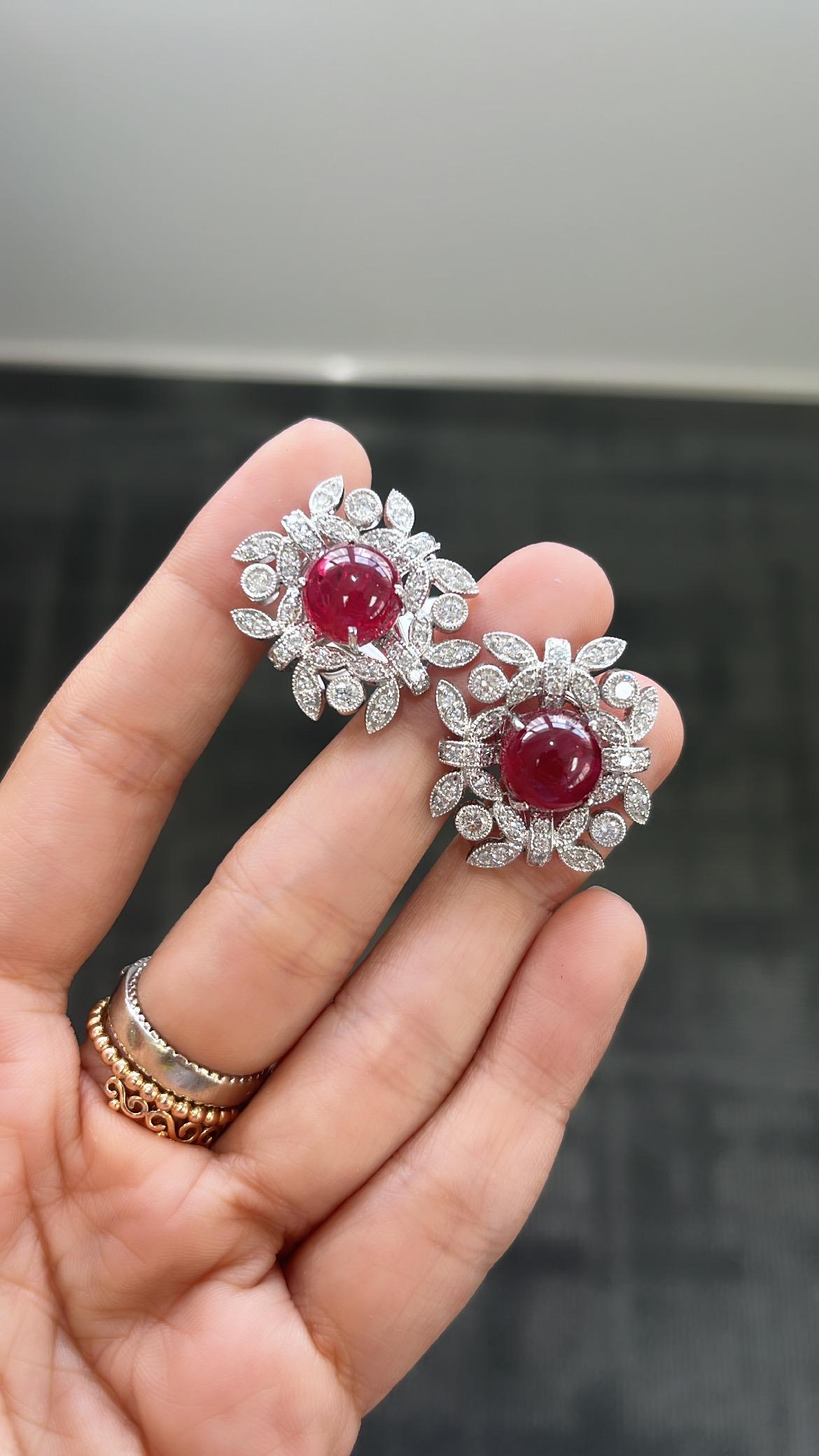 Women's Natural Burmese Spinel & Diamonds Art Deco Style Stud Earrings Set in 18K Gold For Sale