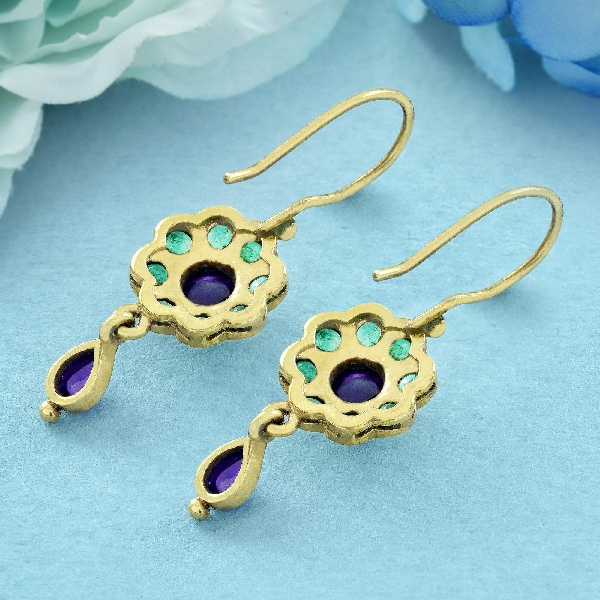 Natural Cabochon Amethyst and Emerald Floral Drop Earrings in 9K Yellow Gold In New Condition For Sale In Bangkok, TH