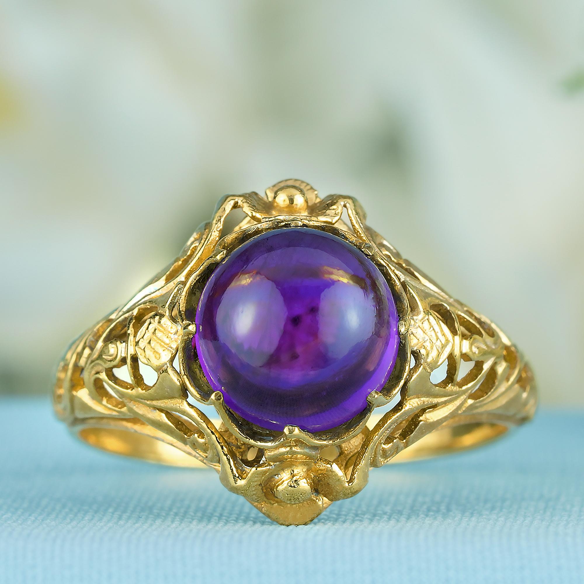 For Sale:  Natural Cabochon Amethyst Vintage Style Filigree Ring in Solid 9K Yellow Gold 3