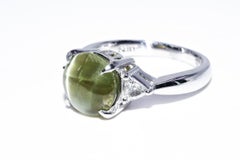 Natural Cabochon Chrysoberyl Honey Color Cats Eye Diamond Platinum Ring 4.15 Ct.
