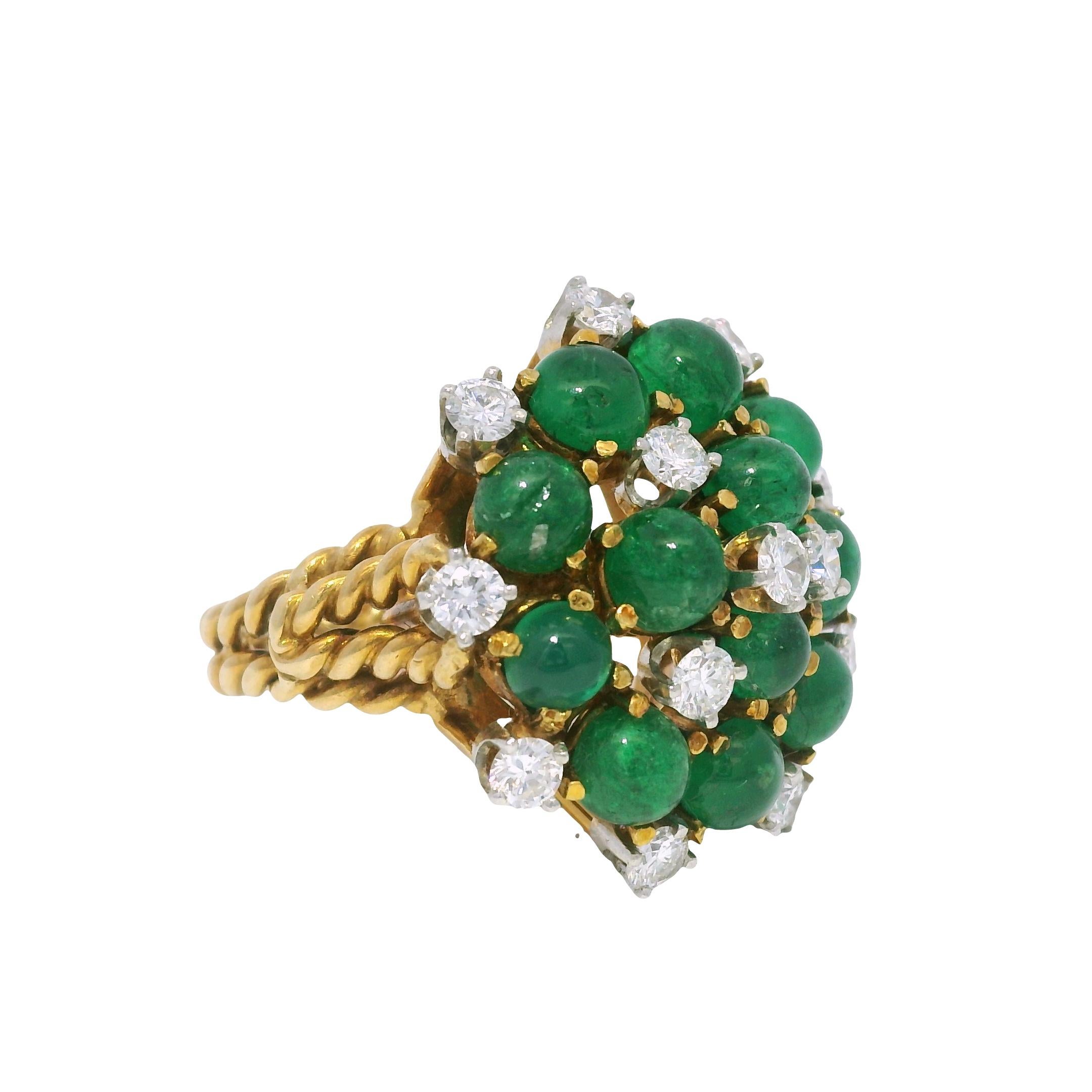 Natürlicher Cabochon Smaragd & Diamant 18-Karat Kabel Ring Vorrätig im Angebot 1
