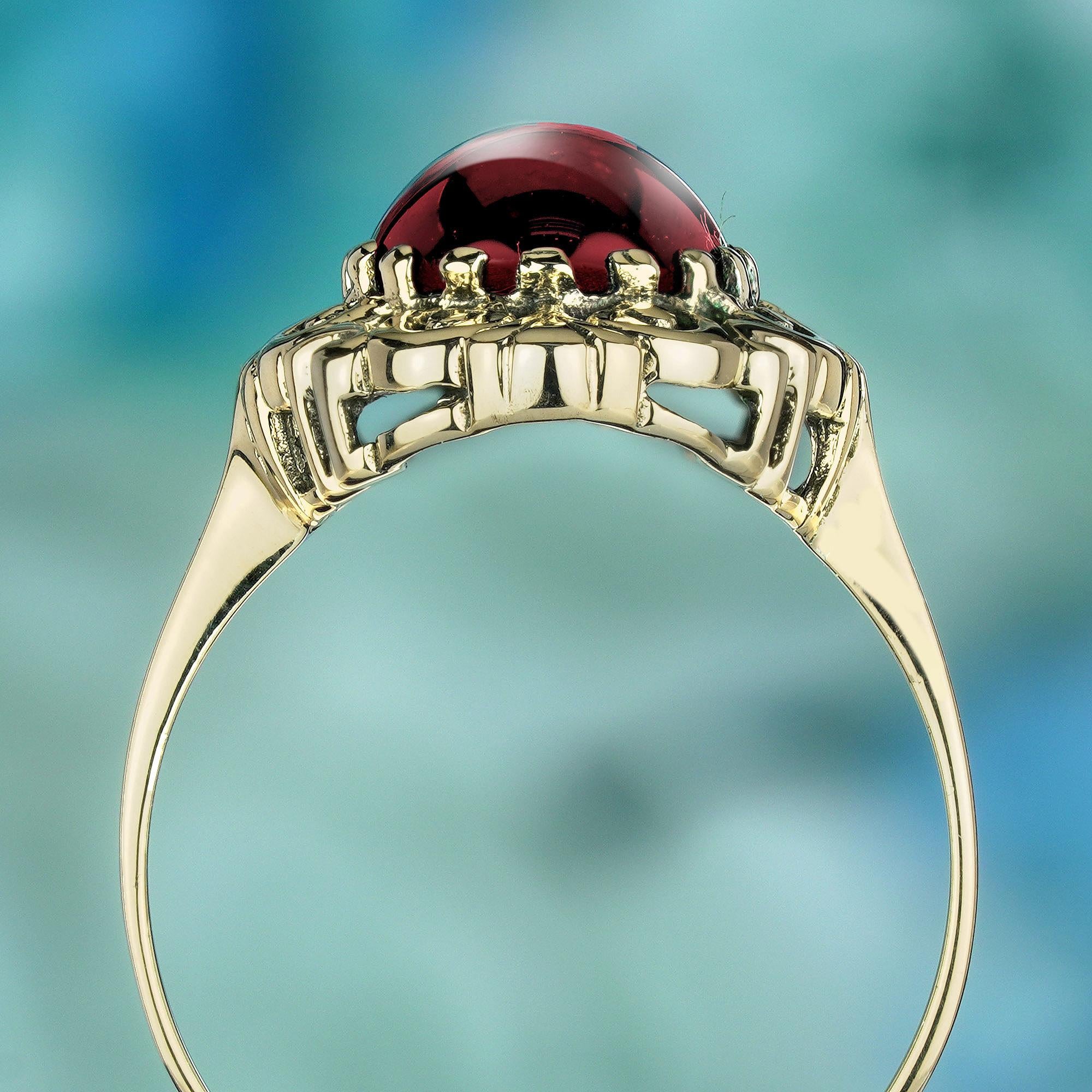 Women's Natural Cabochon Garnet Vintage Style Cocktail Ring in Solid 9K Yellow Gold For Sale
