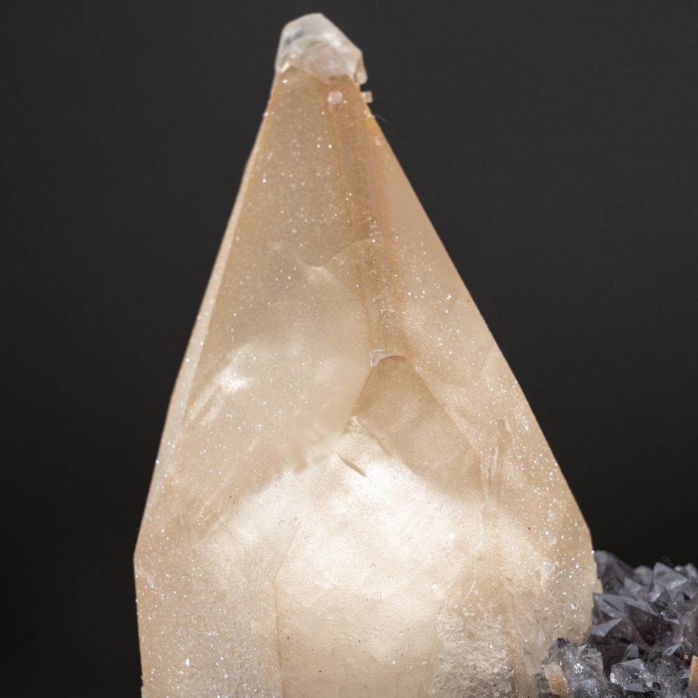 Cristal de Calcite naturel sur grappe d'améthyste (7.2 lbs) en vente 5