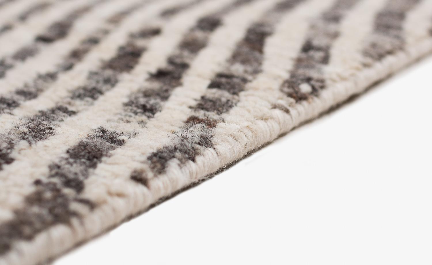 Organic Modern Natural White and Grey Neutral Area Rug Cameroon by Joseph Carini For Sale 2