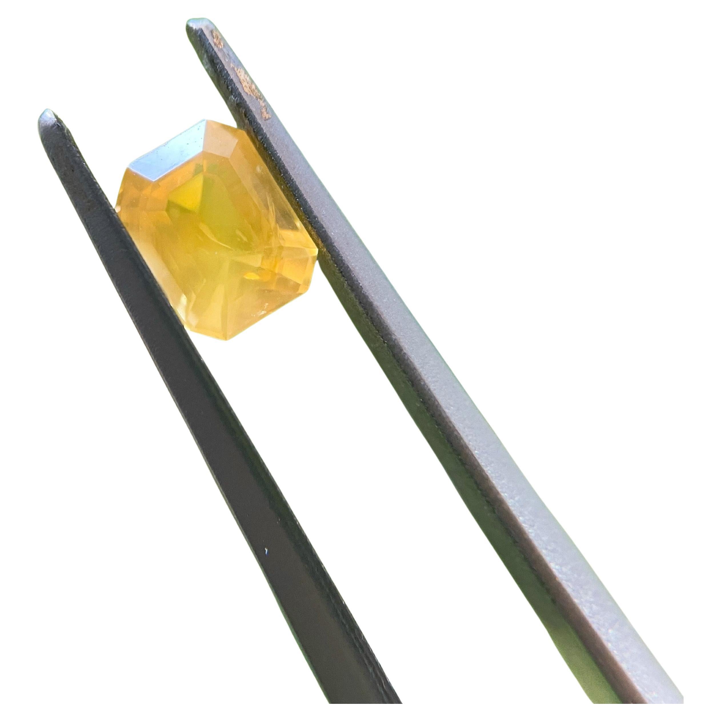 Natural Canary Yellow Sapphire, Loose Gemstone for Jewelry Making, 1.34 Ct in vendita 8