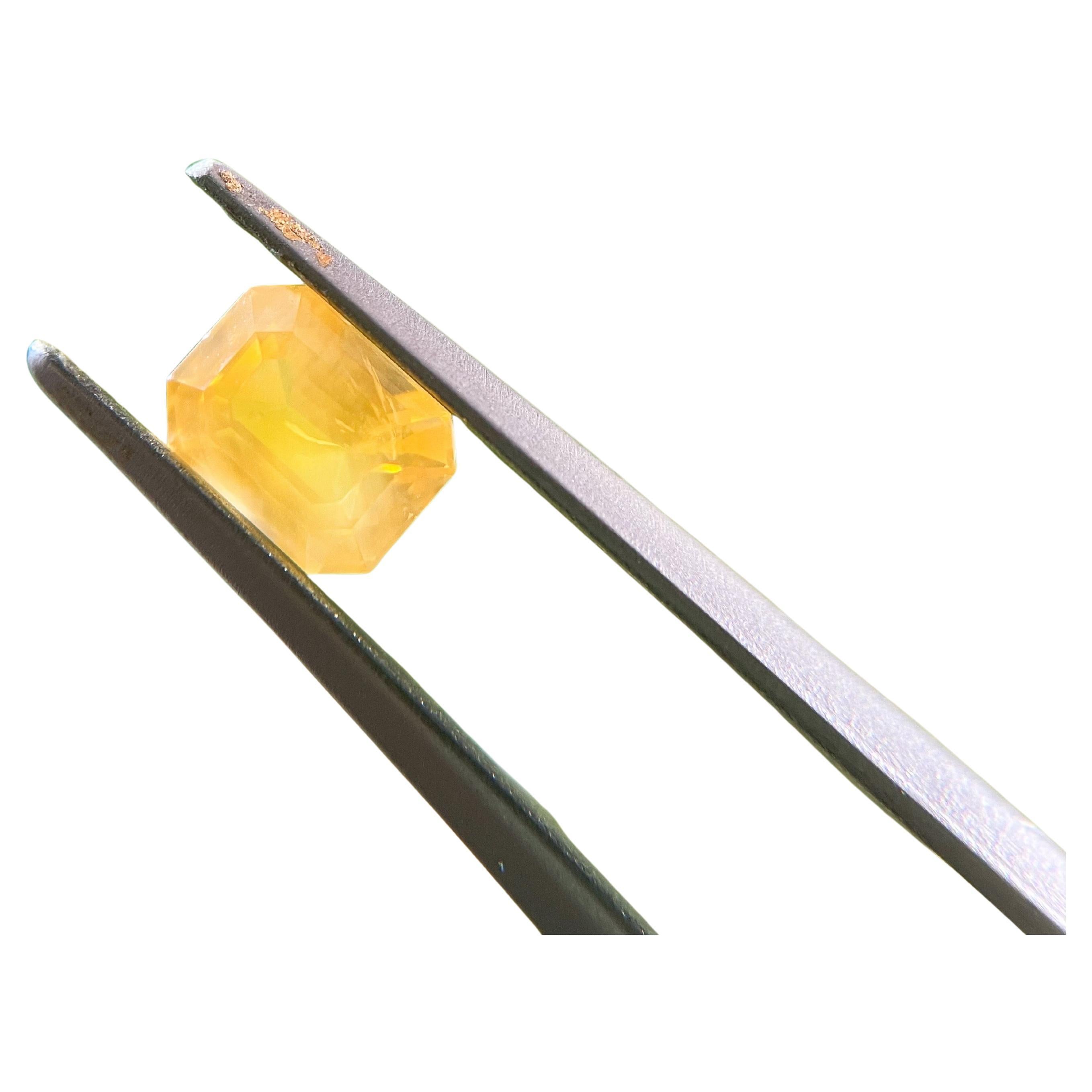 Natural Canary Yellow Sapphire, Loose Gemstone for Jewelry Making, 1.34 Ct in vendita 9