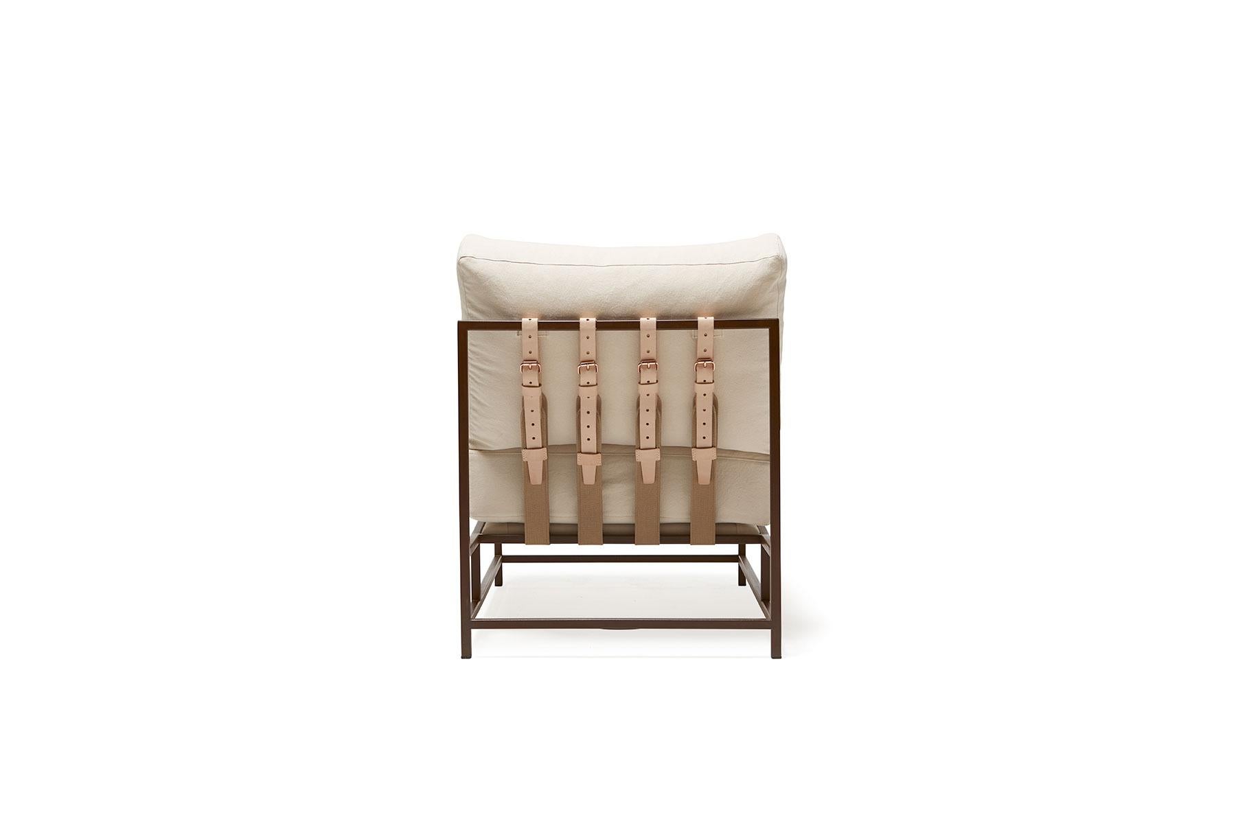 Stuhl aus natürlichem Segeltuch und marmoriertem Rost (amerikanisch) im Angebot
