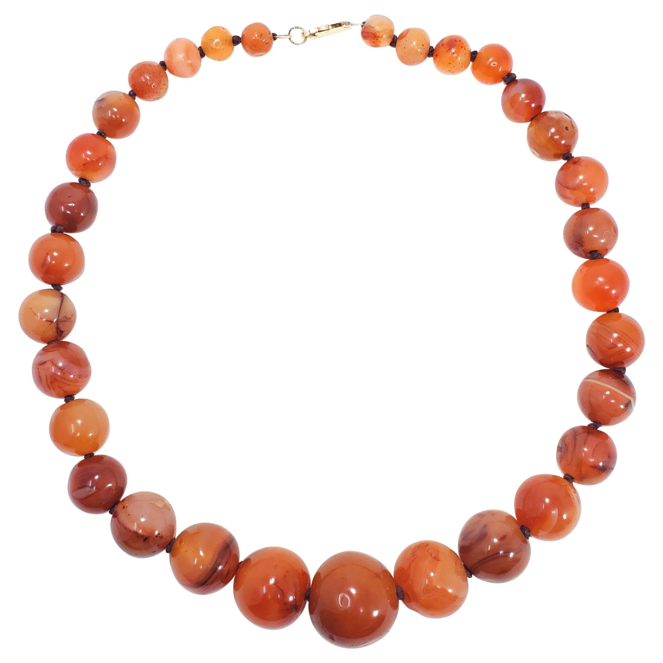 Natural Carnelian Graduated Bead Knotted Necklace, 14 Karat, 585 Gold Clasp
