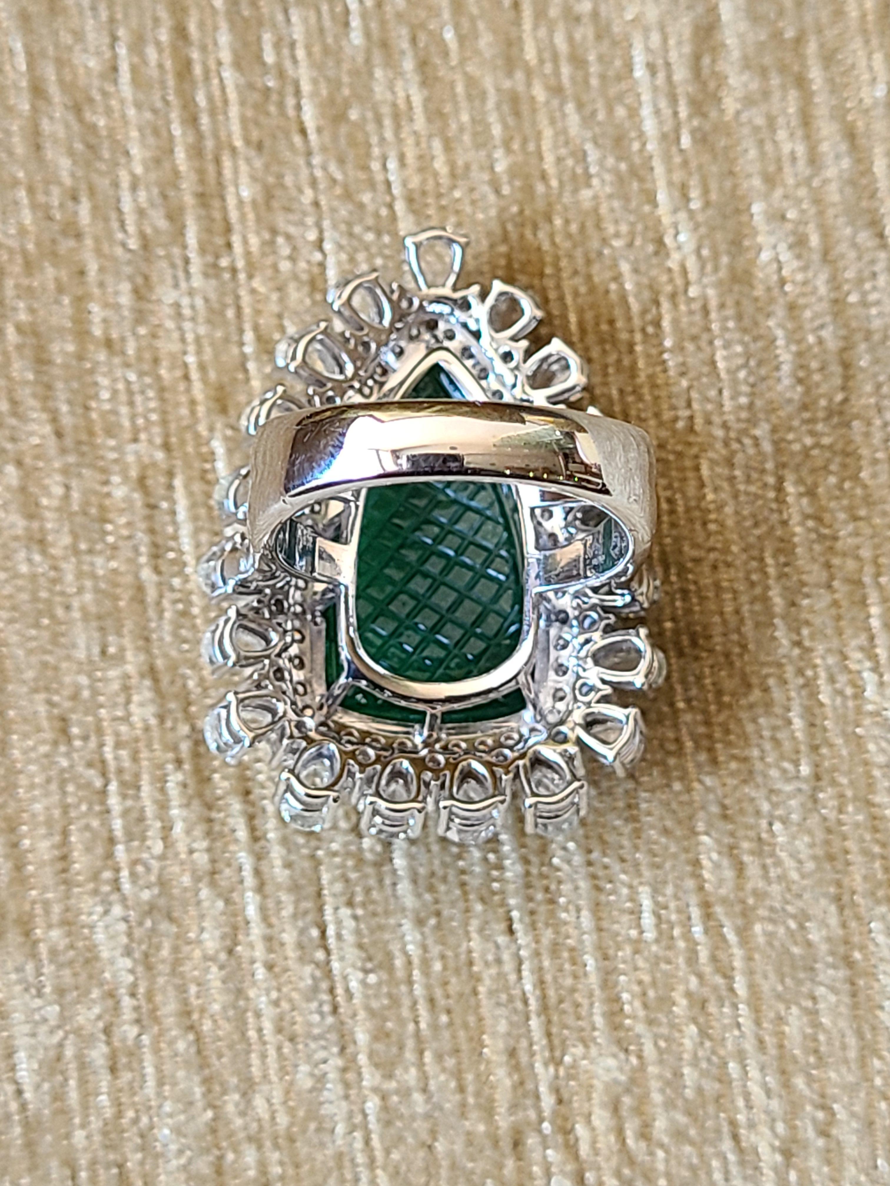 Cabochon Natural Carved Emerald and Diamond Ring Set in 18 Karat Gold