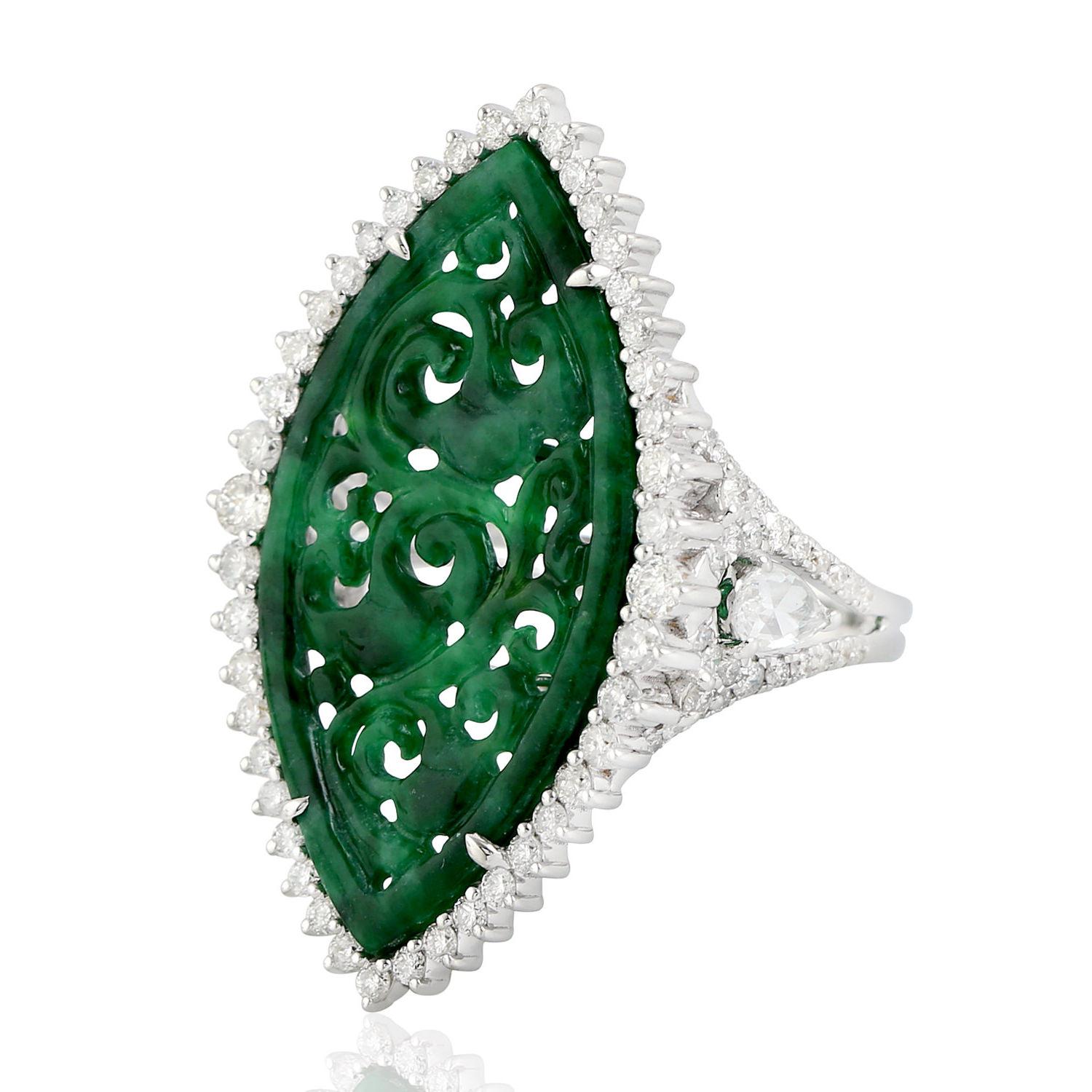 Women's or Men's Natural Carved Jade Ring Diamond Setting 18K White Gold For Sale
