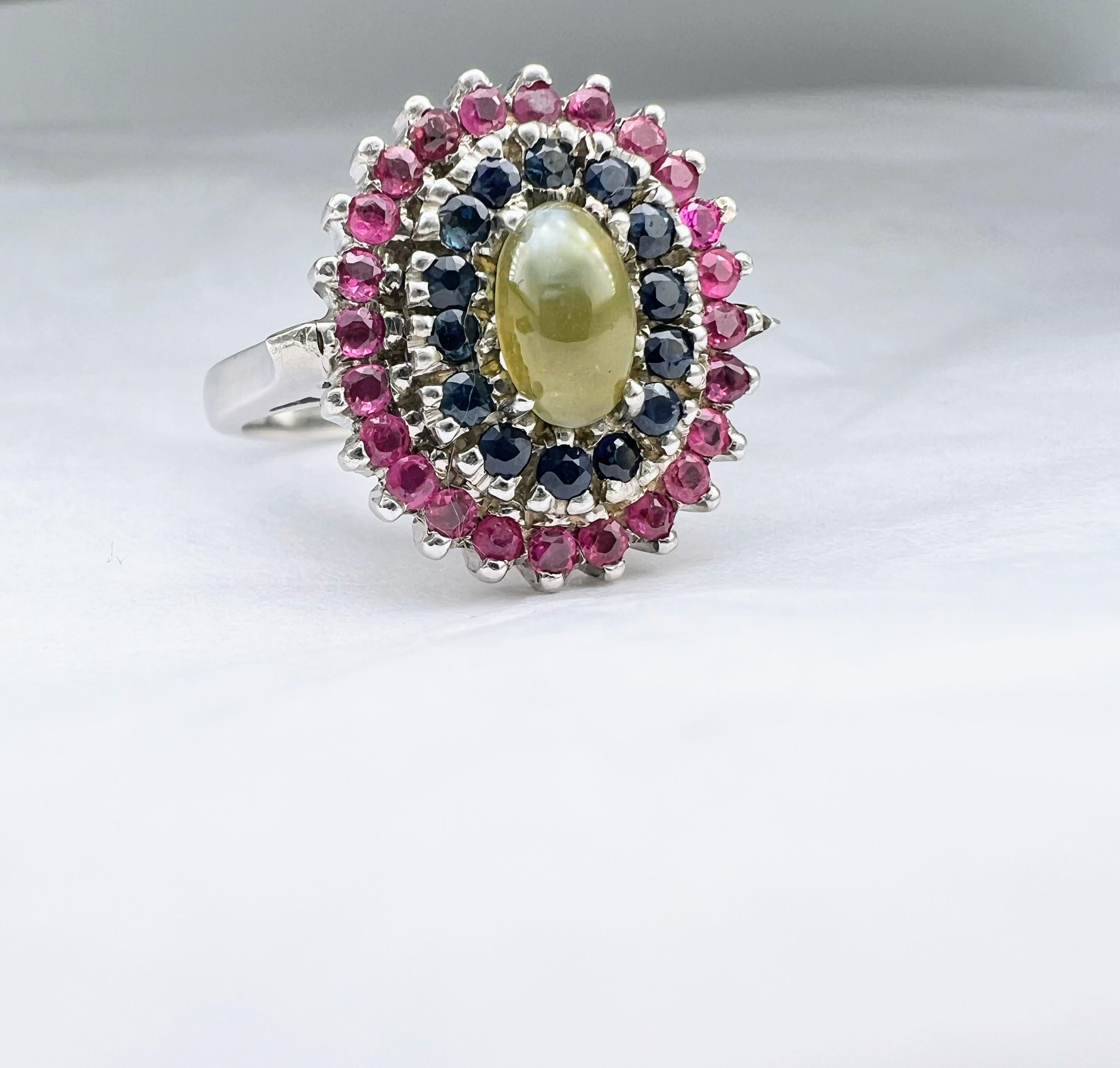 Natural Cat's Eye Chrysoberyl and Sapphire Cocktail Ring For Sale 5