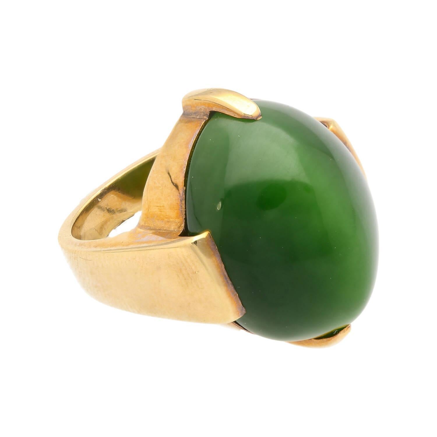 Natural Cats Eye Gump Signed Ring in 14K Yellow Gold In New Condition For Sale In Miami, FL