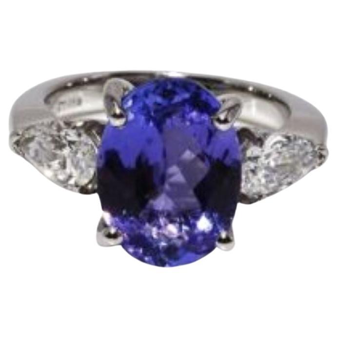 Anillo de platino con tanzanita y diamantes de talla oval y centro natural, T 4,00 ct, D 1,33 ct en venta