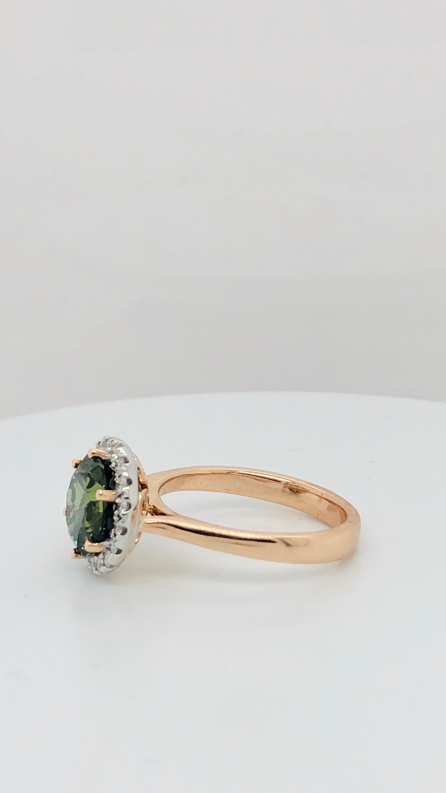 Contemporary Natural Certified 3.59 Carat Round Green Sapphire and Diamond Engagement Ring For Sale