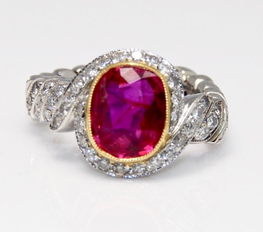 Natural Certified Burma Ruby and Diamond Unusual Ring Weighing 2.76 Carat In New Condition For Sale In London, GB