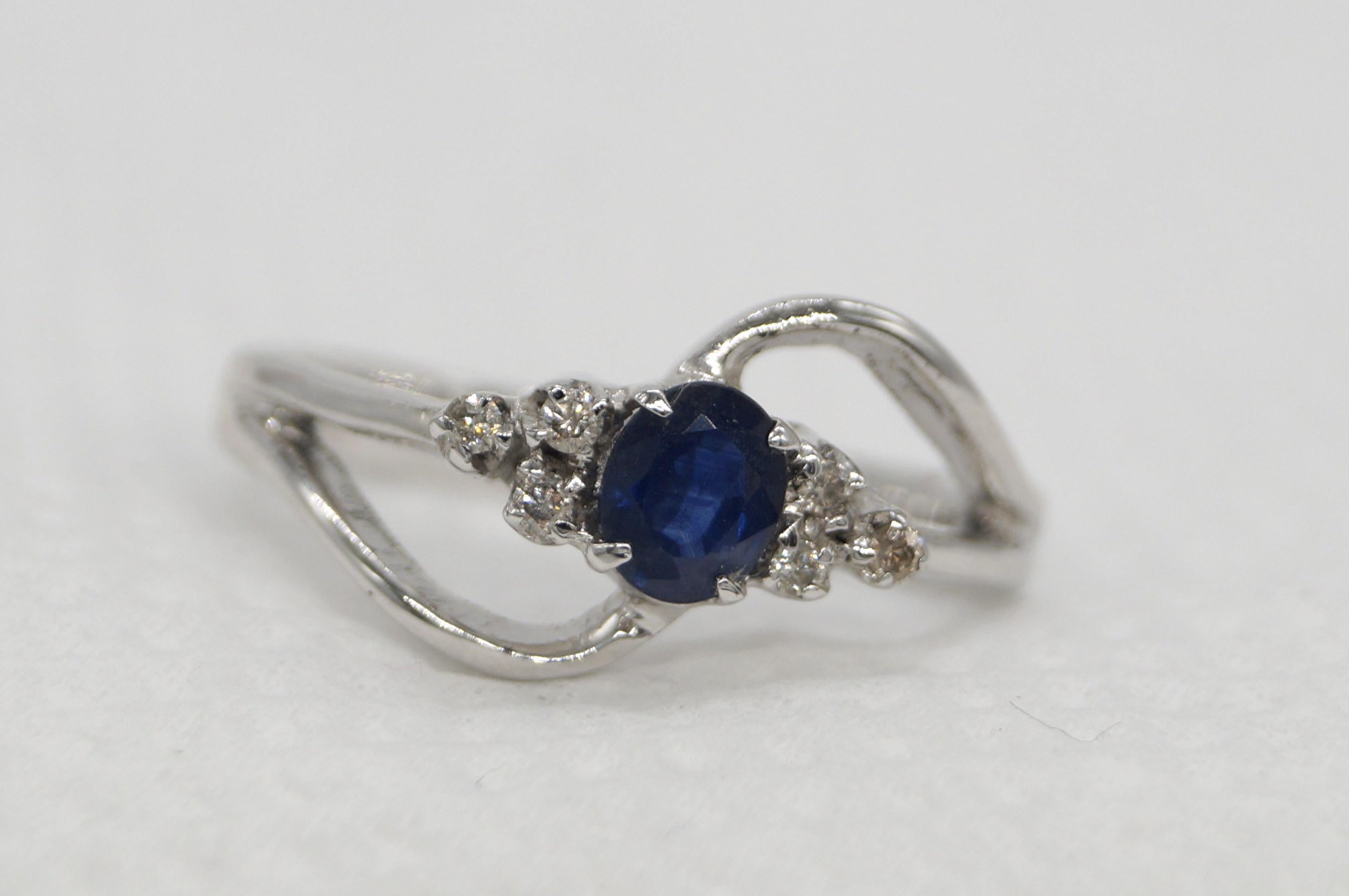 Art Nouveau Natural Certified Diamond & Blue Sapphire Ring White Gold Band Vermeil Ring For Sale