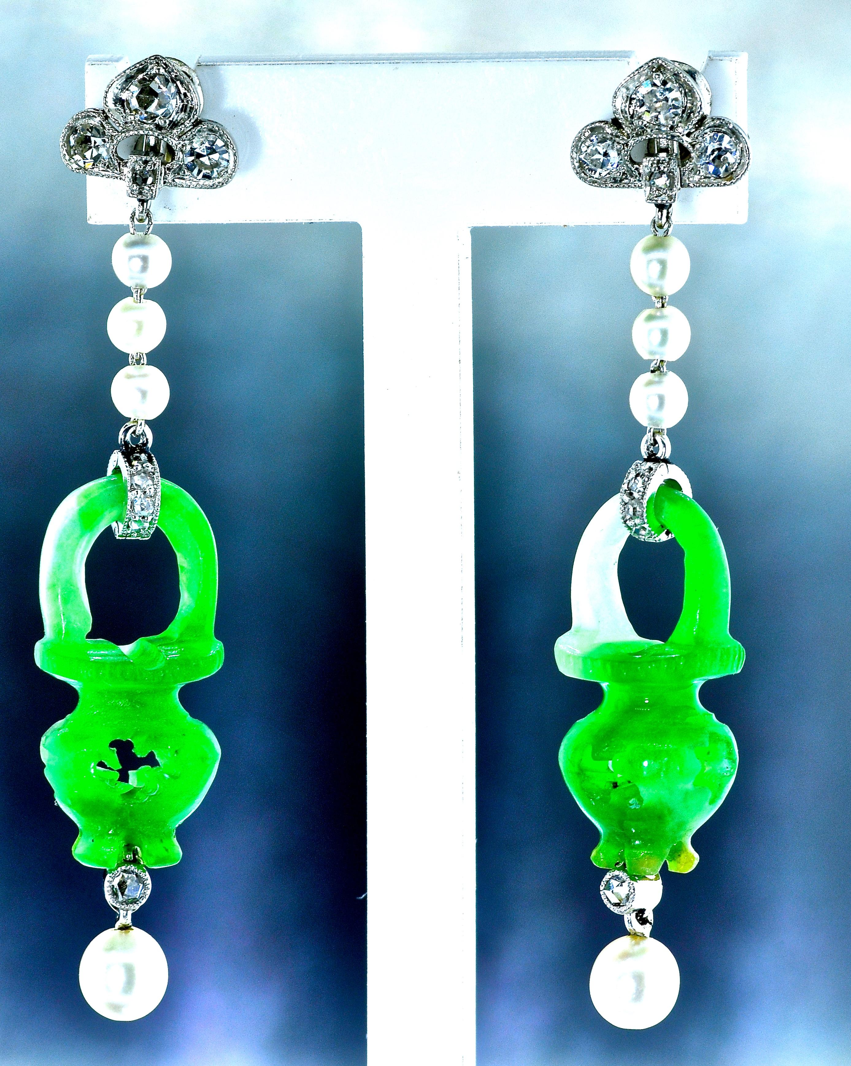 Natural Certified Jade, Natural Pearl, Diamond and Platinum Earrings, 1915 In Excellent Condition In Aspen, CO