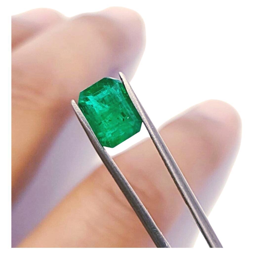Natural Certified Sandawana Emerald Loose Gemstone 8.2x6.2x4.8 mm Emerald Cut. For Sale