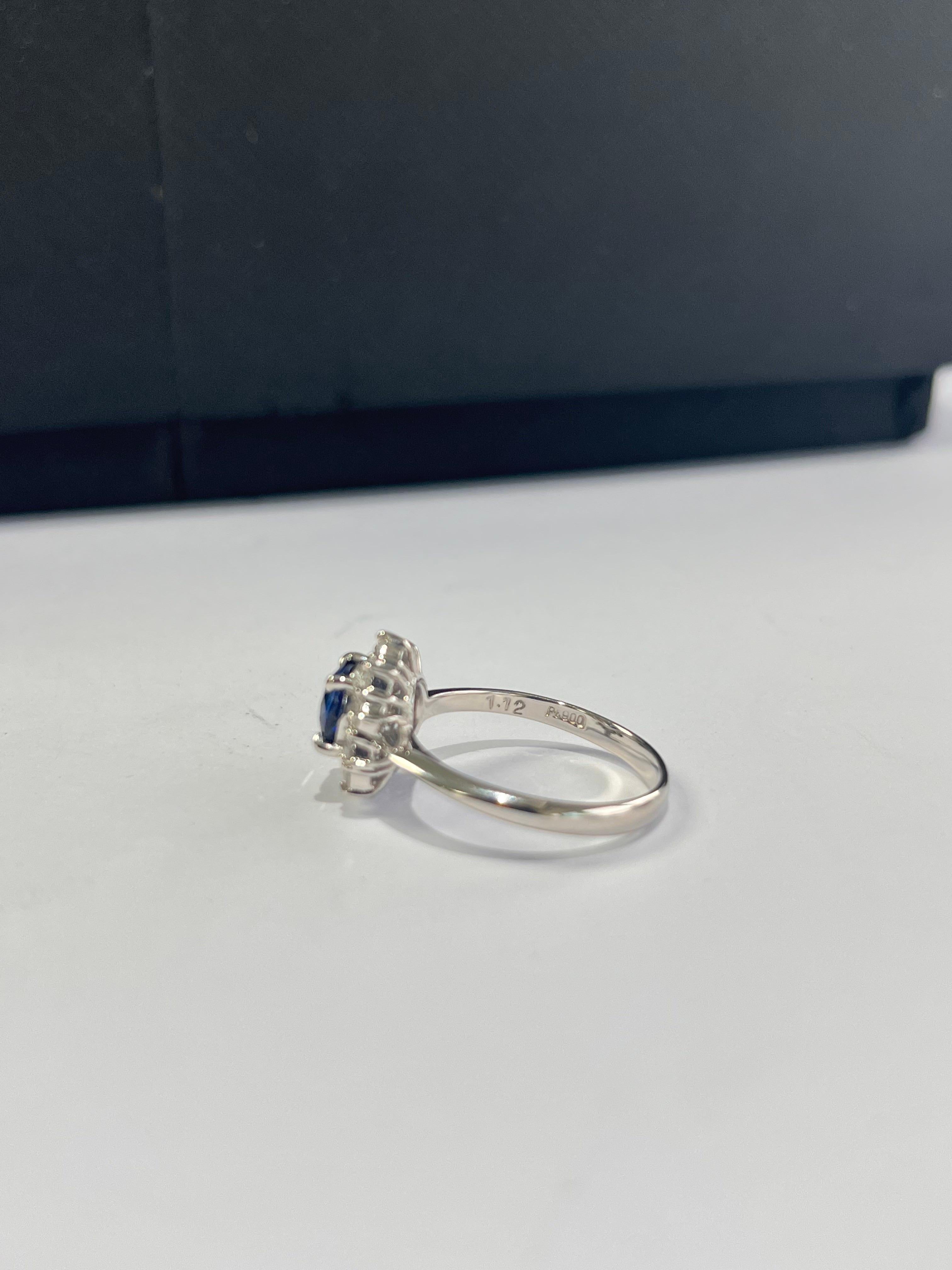 Round Cut Natural, Ceylon Blue Sapphire & Diamonds Engagement Ring Set in Platinum 900 For Sale