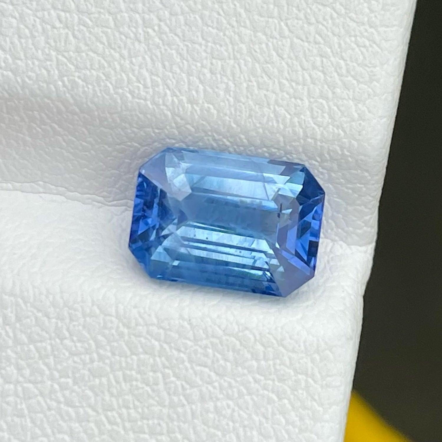 Emerald Cut Natural Ceylon Cornflower Blue Sapphire 3.06 Carats Gemstone for Ring Jewelry