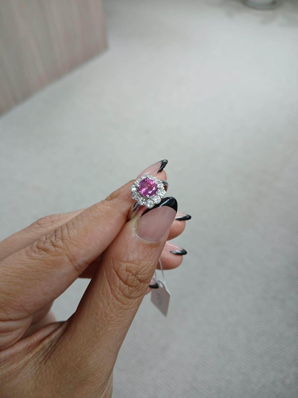 Natural Ceylon Pink Sapphire & Diamonds Engagement Ring Set in Platinum 900 For Sale 3