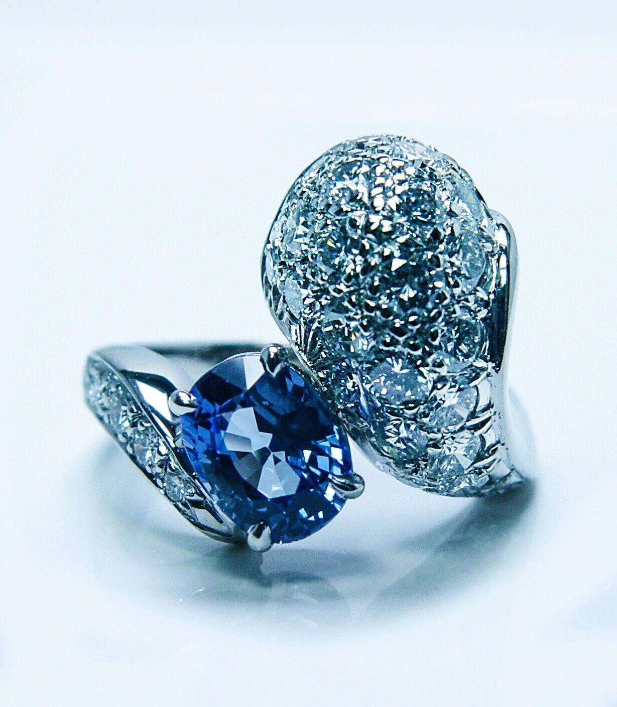 Natural Ceylon Sapphire Diamond Ring 18K White Gold 3.5ct Toi et Moi Vintage In Good Condition For Sale In Brambleton, US