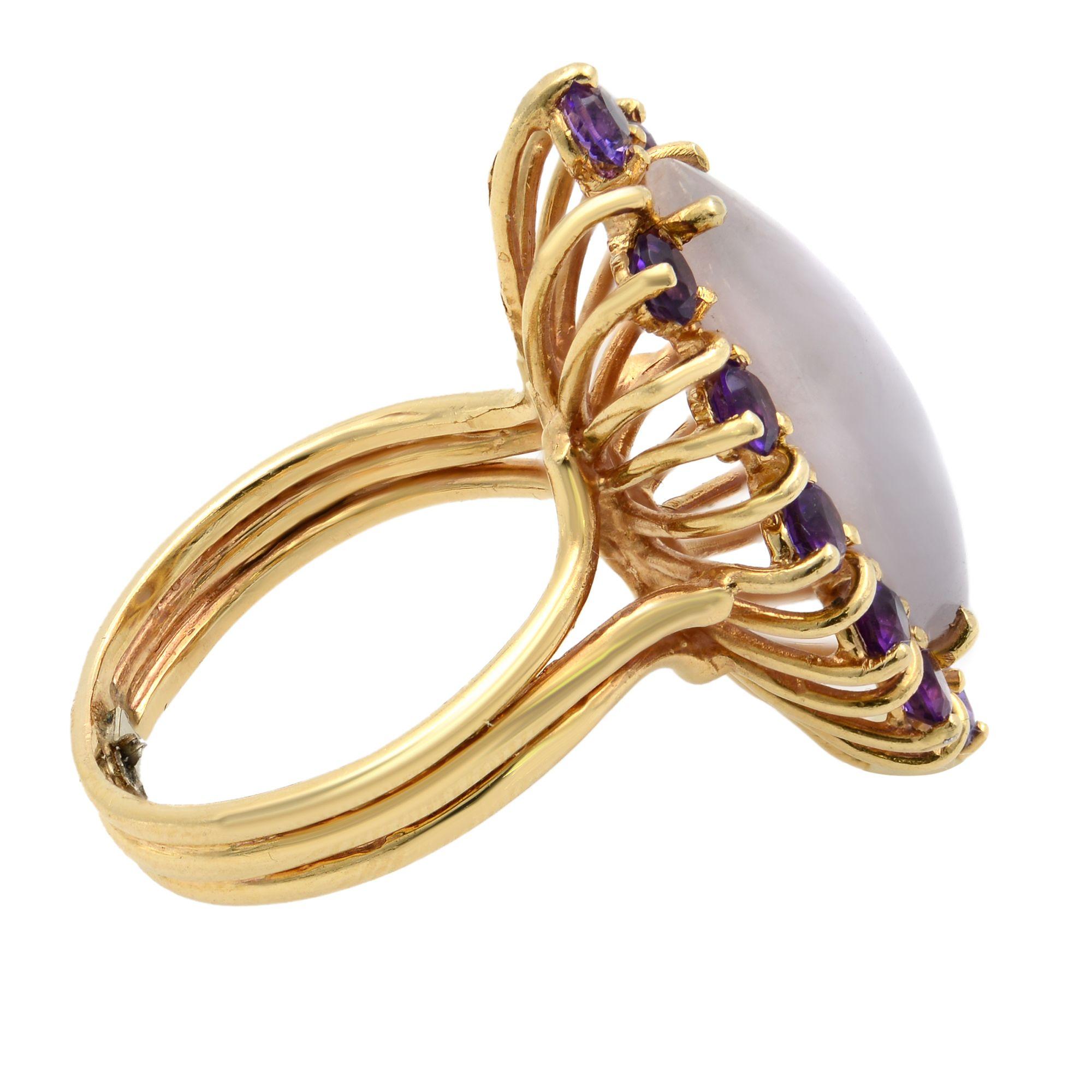 Modern Natural Chalcedony Stone with Amethyst Cocktail Ring 18K Yellow Gold For Sale